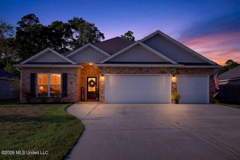 Homes For Rent - 8009 Crawford Drive<br/> Long Beach, MS 39560
