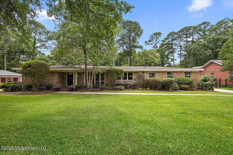 Homes For Sale - 3669 Cavalier Drive<br/> Jackson, MS 39216
