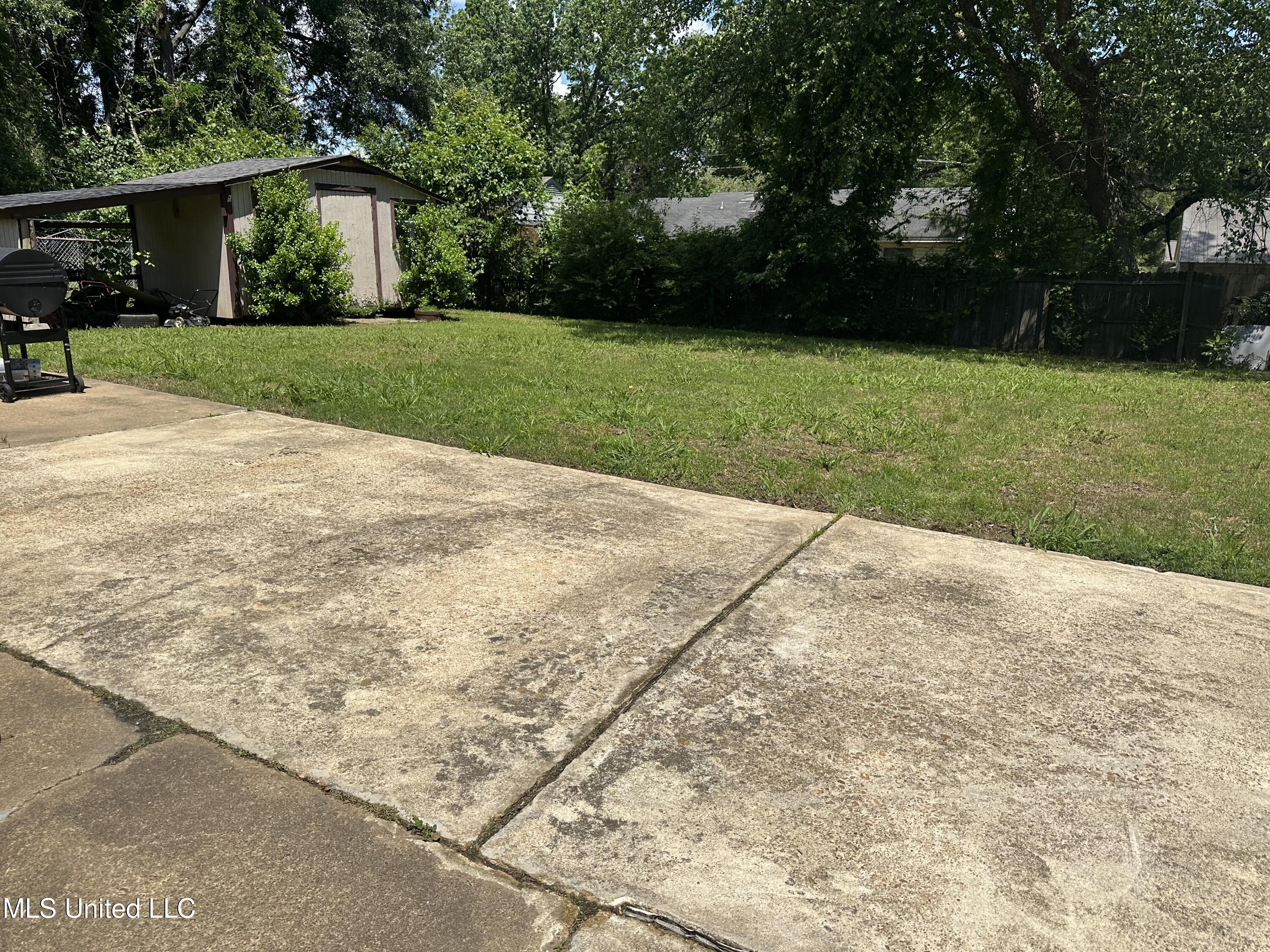6450 Yorkshire Road, Horn Lake, Mississippi image 10