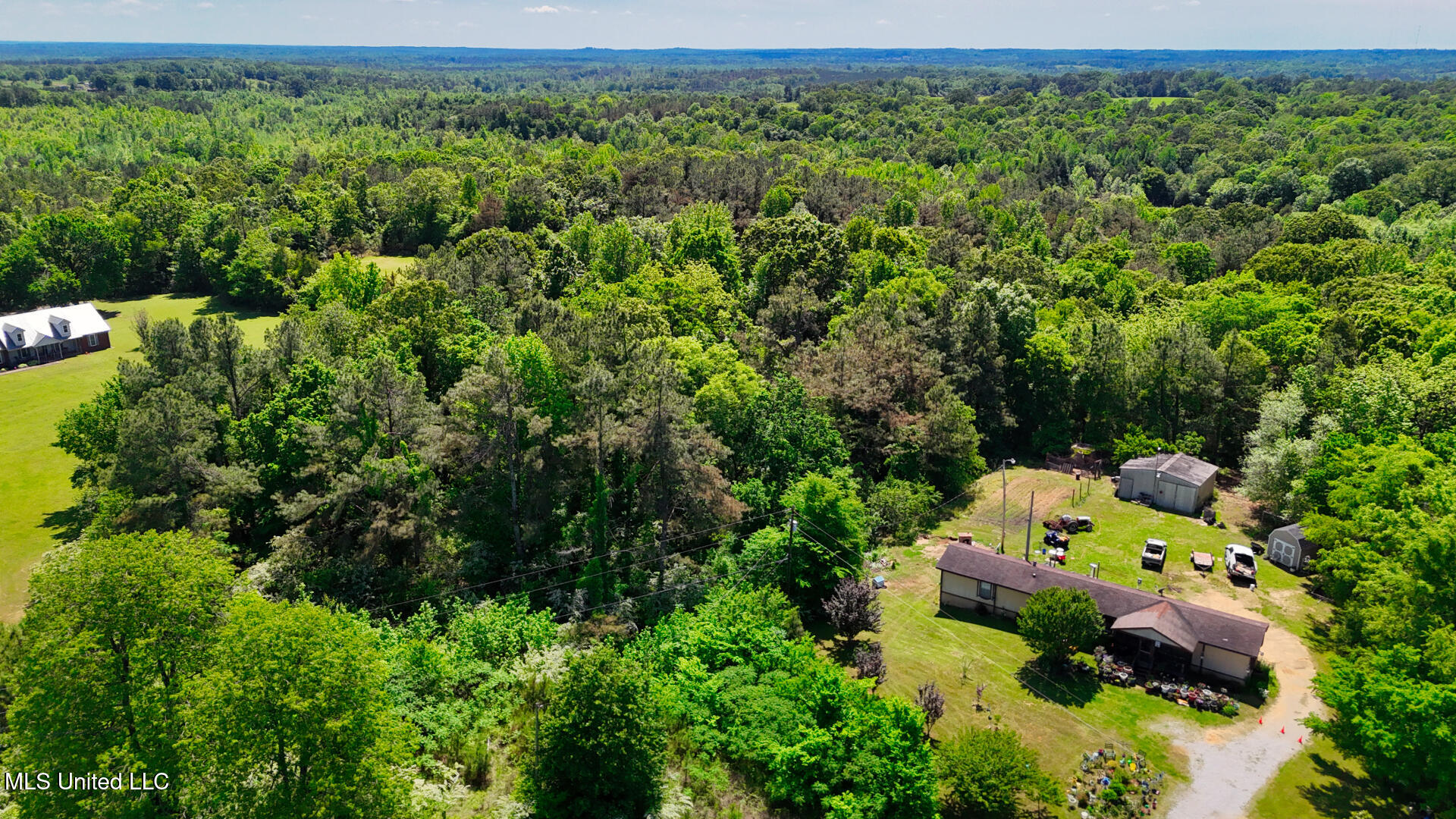 Beck Springs Road, Holly Springs, Mississippi image 4