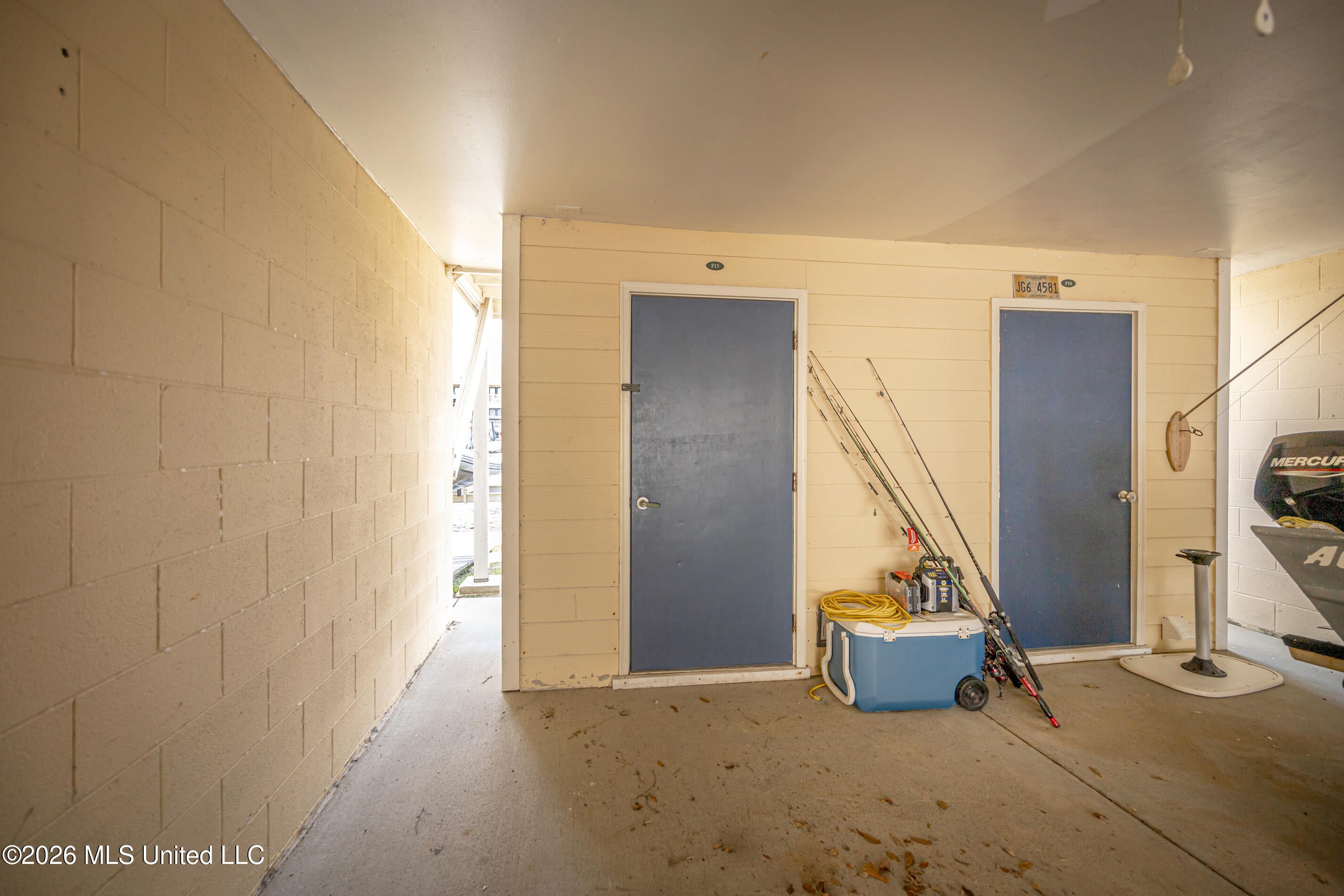 2421 Beachview Drive