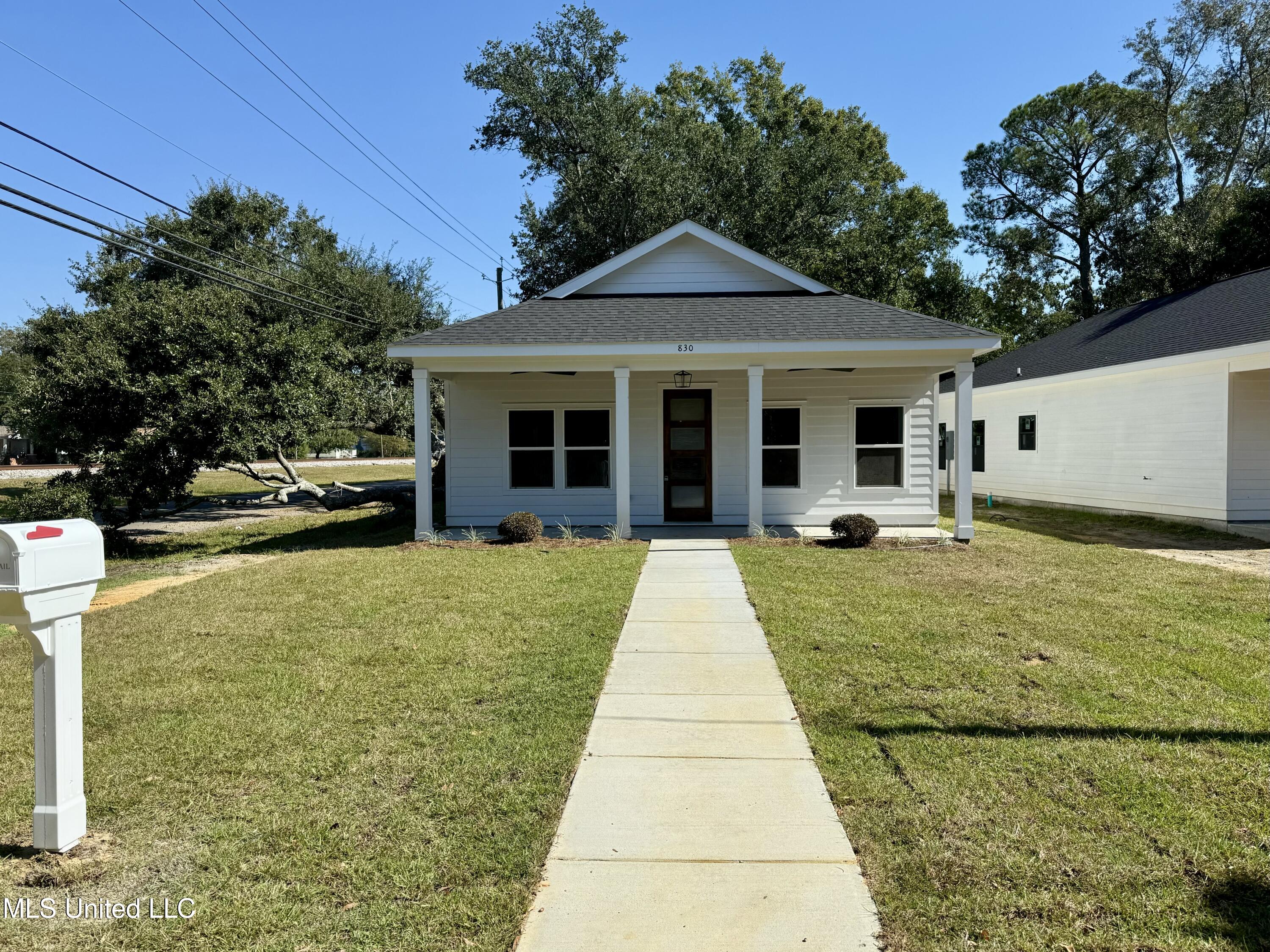 830 Reginault Avenue, Gulfport, Mississippi image 2