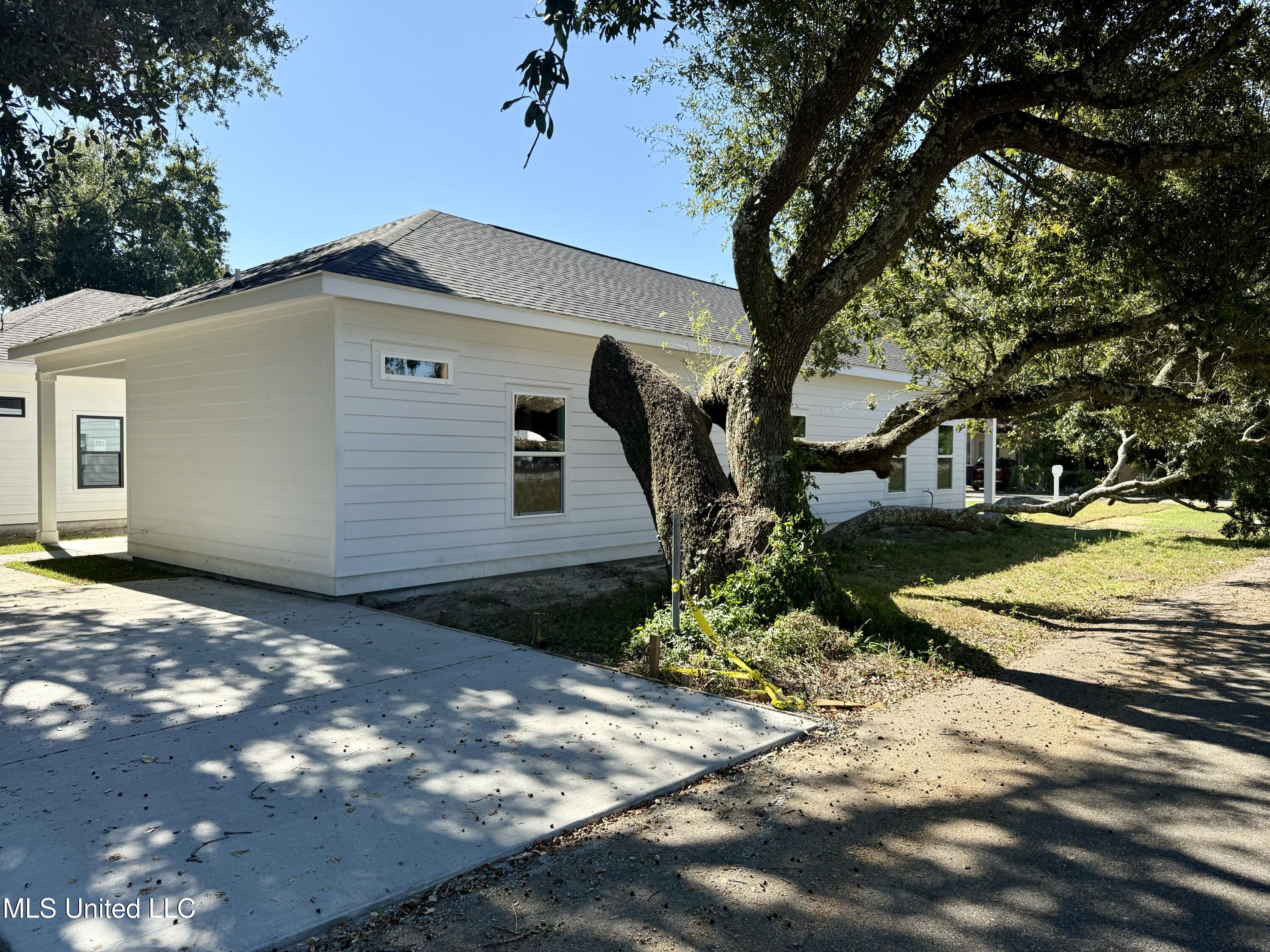 830 Reginault Avenue, Gulfport, Mississippi image 28