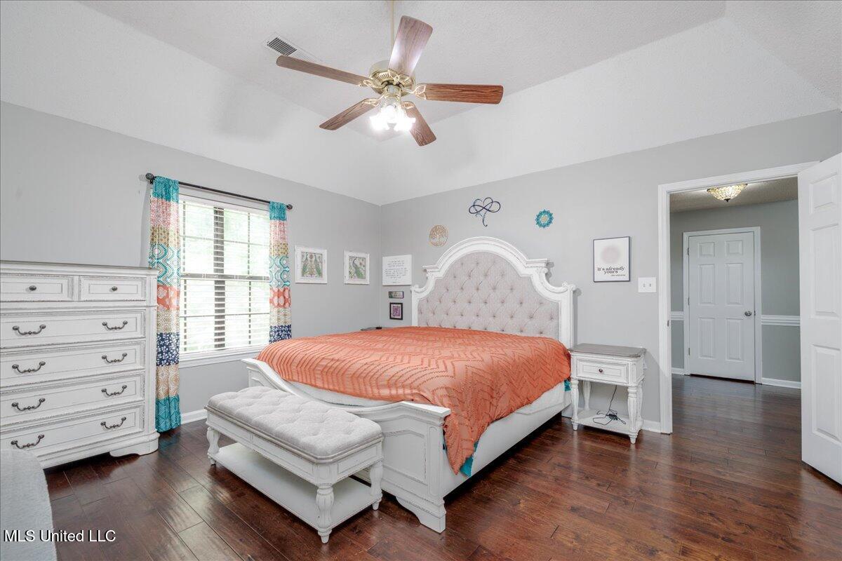 7488 Hickory Estates Drive, Walls, Mississippi image 14