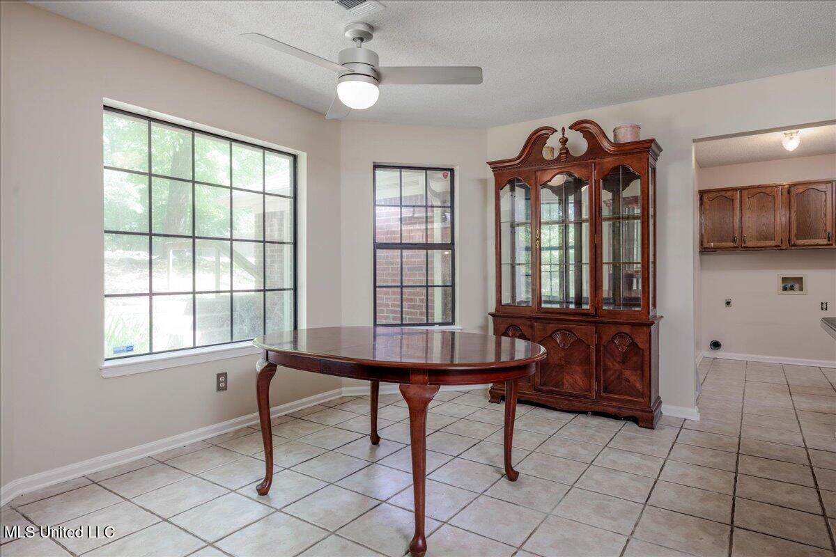 7488 Hickory Estates Drive, Walls, Mississippi image 12