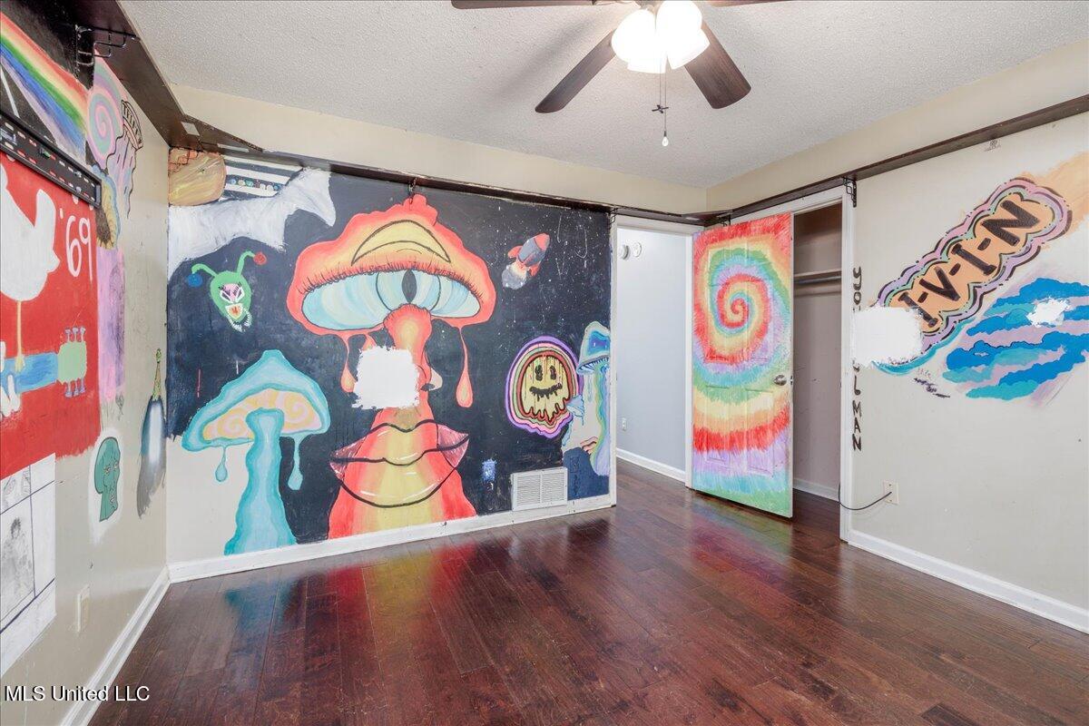 7488 Hickory Estates Drive, Walls, Mississippi image 23