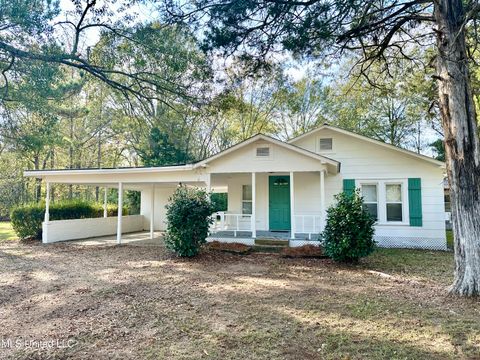 Apartment For Sale - 1633 NE New Sight Drive<br/> Lincoln County, Brookhaven, MS 39601