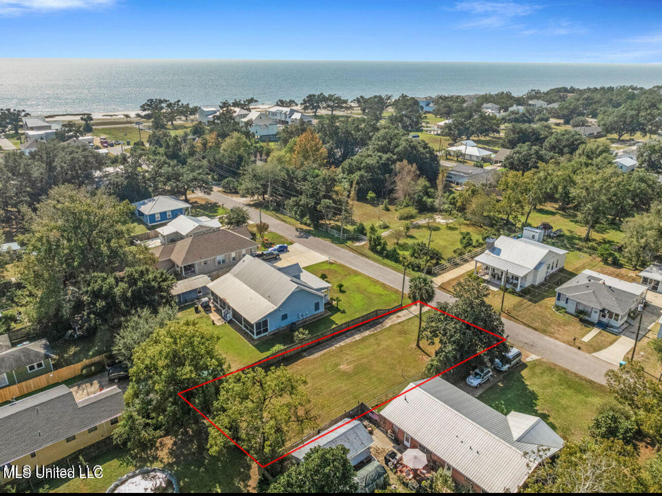 804 Reginault Avenue, Gulfport, Mississippi image 1