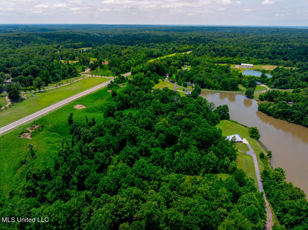 Hwy 16, Yazoo City, Mississippi image 10