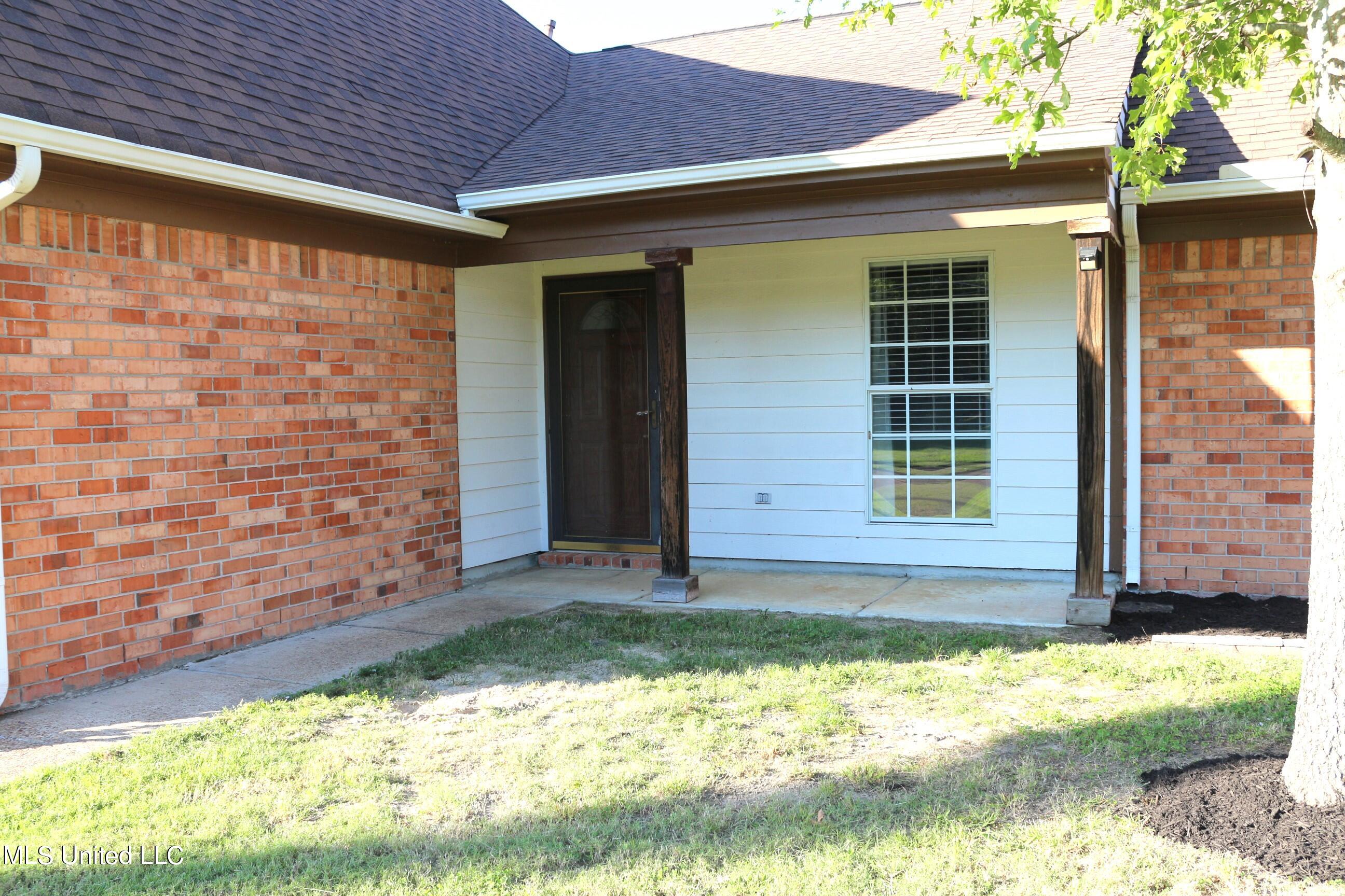 13246 S Sandbourne, Olive Branch, Mississippi image 2