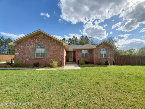 Homes For Sale - 1438 New Hope Road<br/> Wiggins, MS 39577