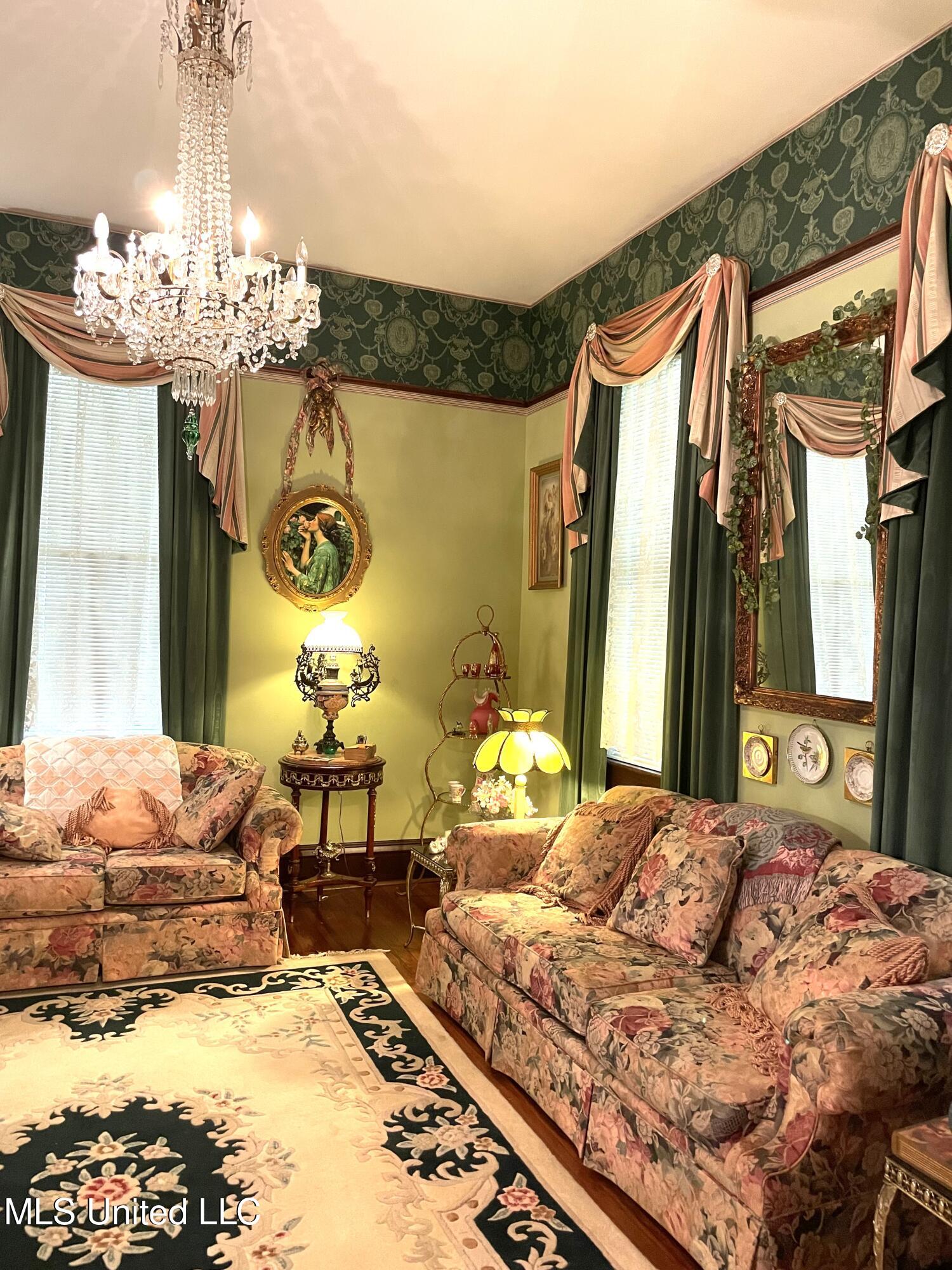 300 Arlington Avenue, Natchez, Mississippi image 41