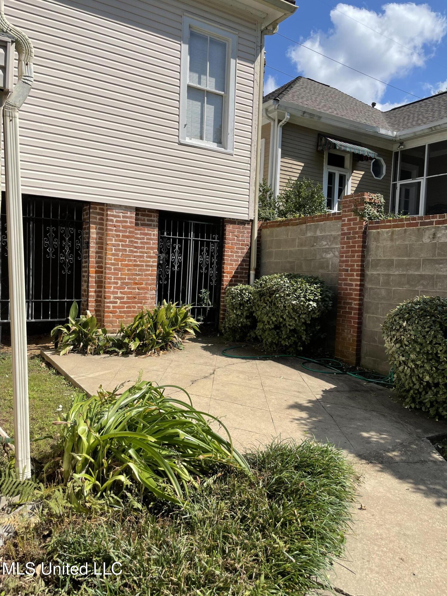 300 Arlington Avenue, Natchez, Mississippi image 3