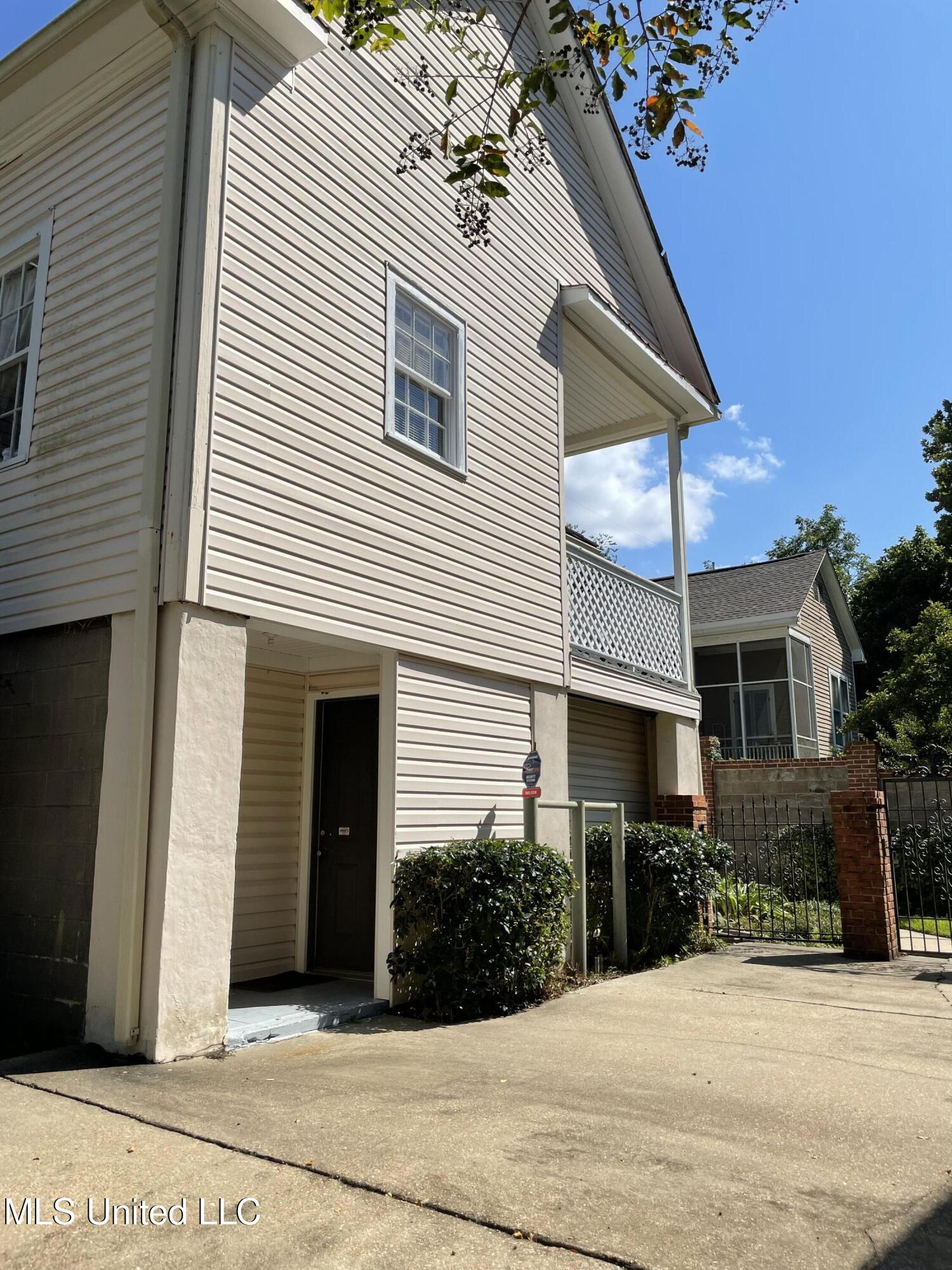 300 Arlington Avenue, Natchez, Mississippi image 4