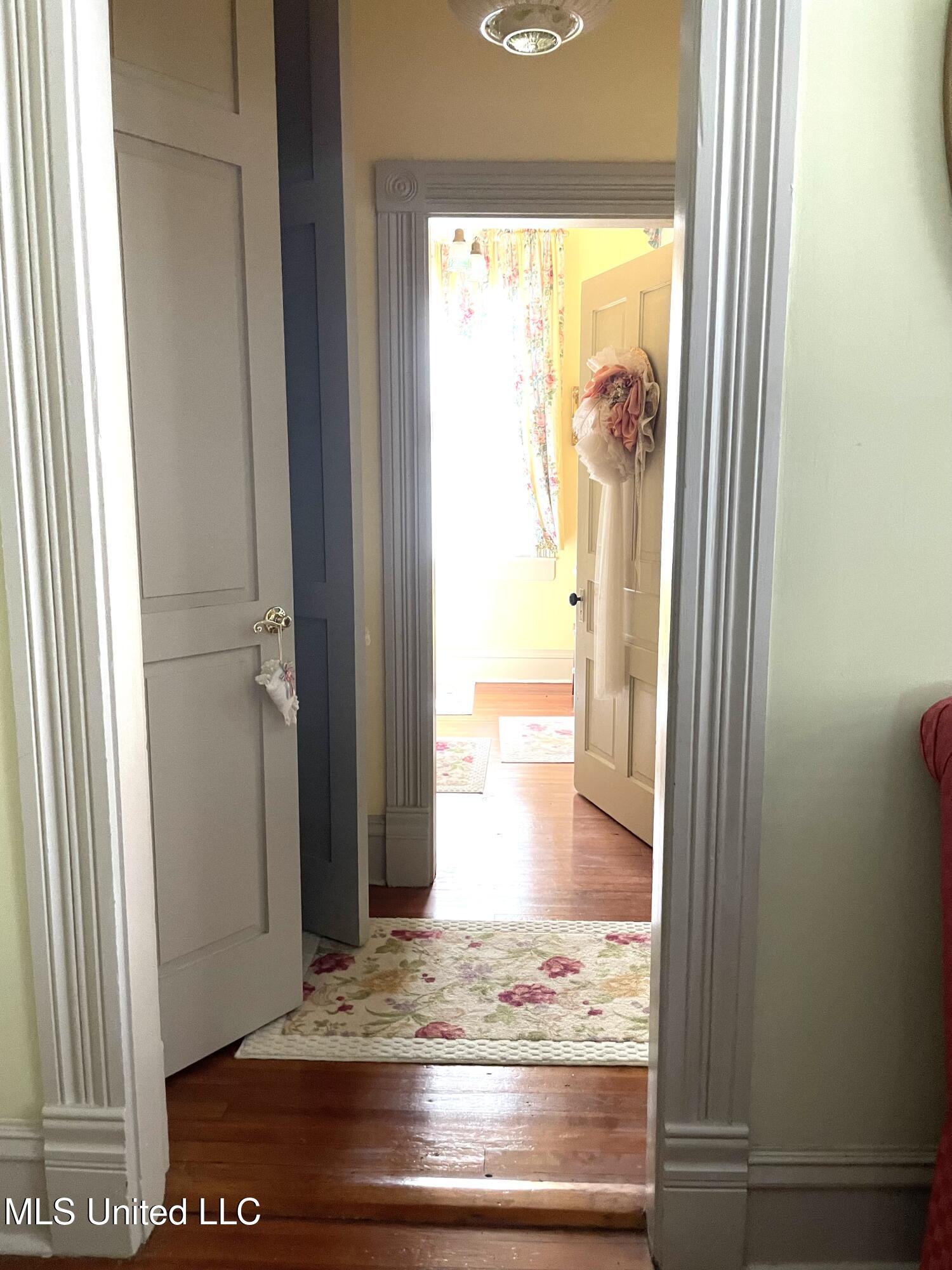 300 Arlington Avenue, Natchez, Mississippi image 15