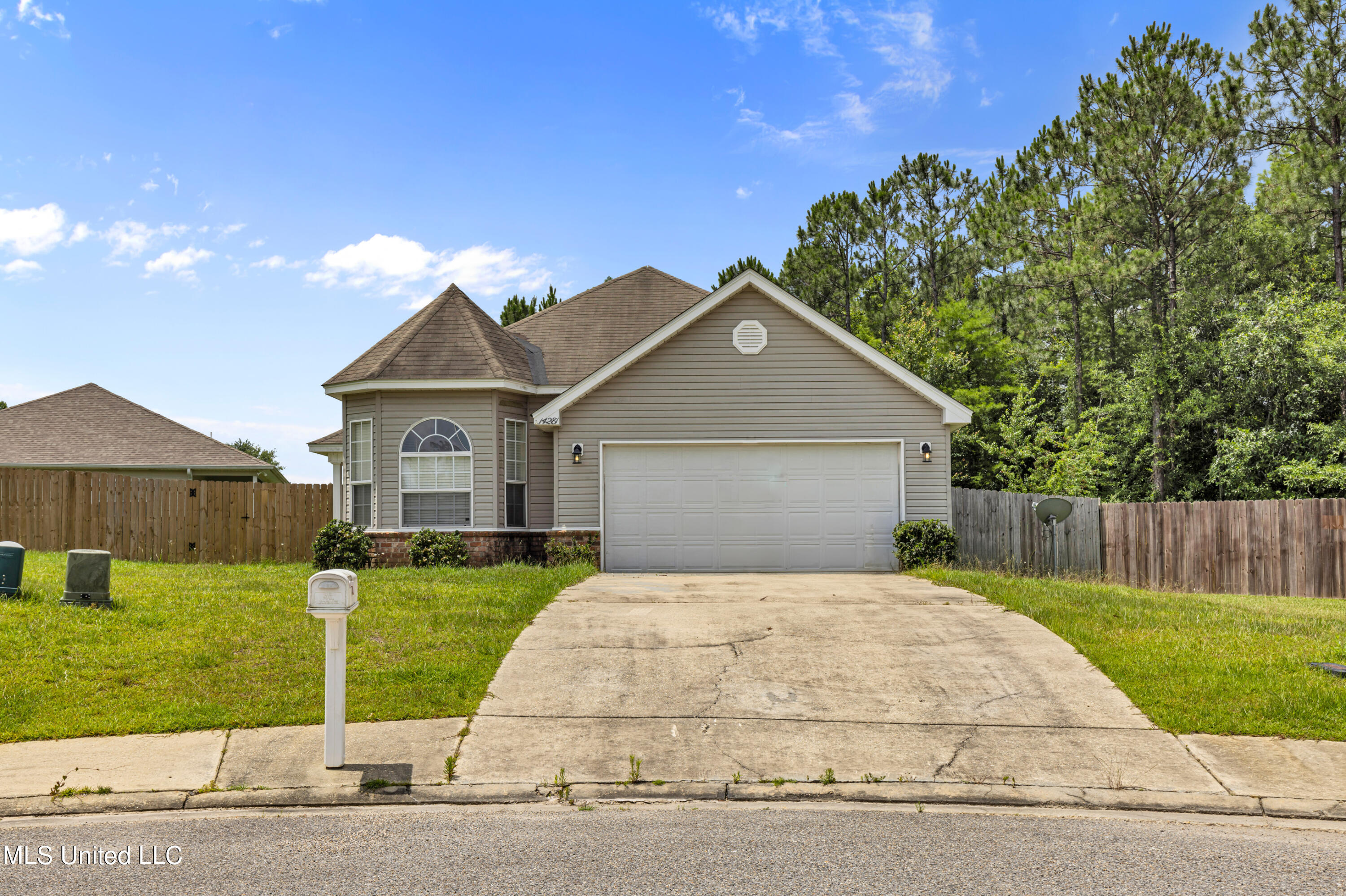 14281 Tori Dawn Court, Gulfport, Mississippi image 1