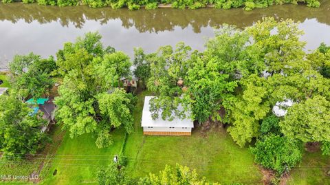 Homes For Sale - 2109 Pascagoula River Drive<br/> Lucedale, MS 39452