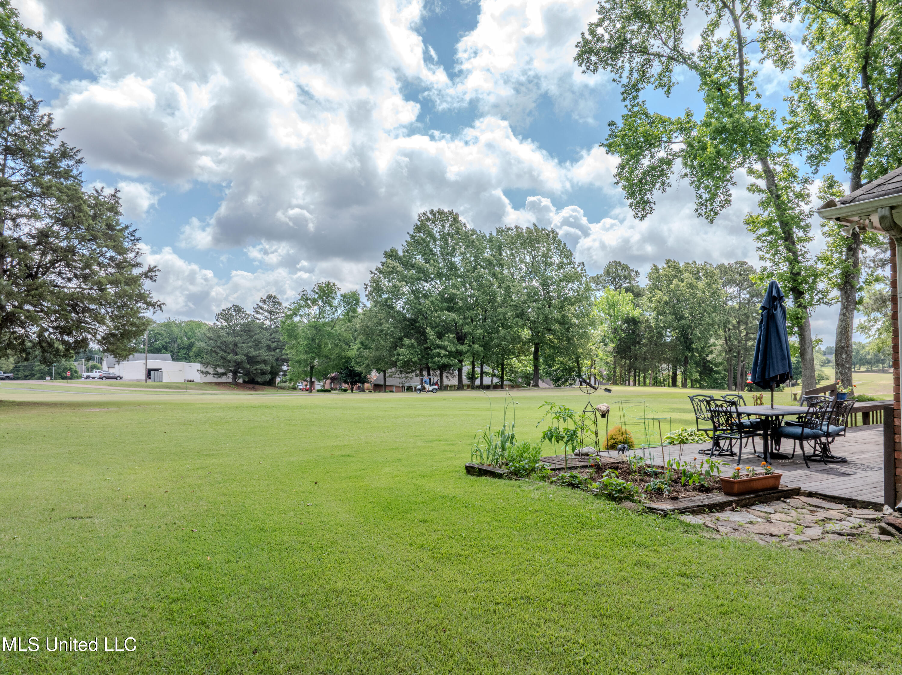 650 Fairway Drive, Hernando, Mississippi image 32
