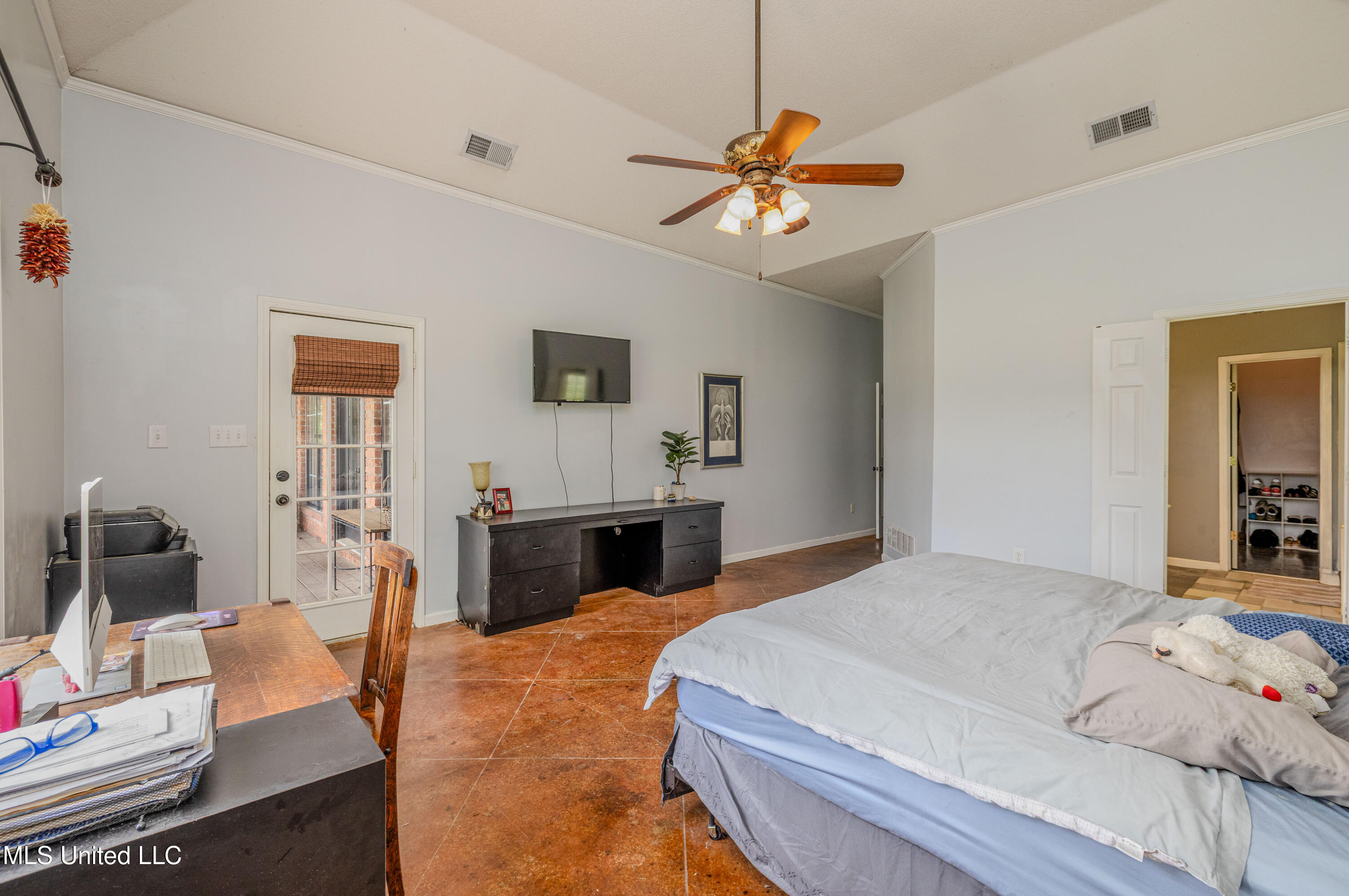 650 Fairway Drive, Hernando, Mississippi image 16