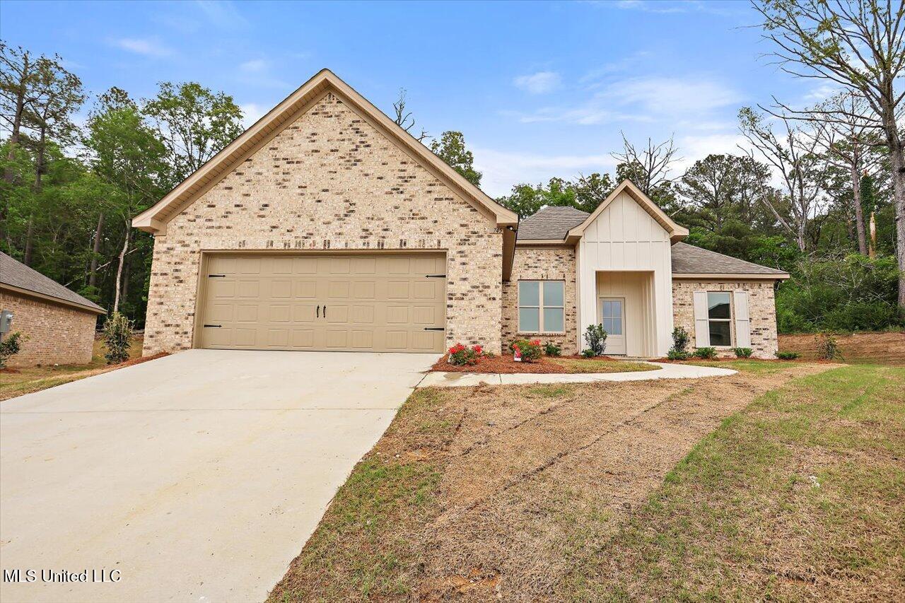 745 Magnolia Point Circle, Pearl, Mississippi image 2