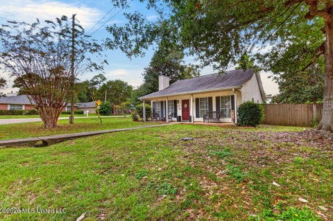 Homes For Sale - 9534 Laa La Way<br/> Diamondhead, MS 39525