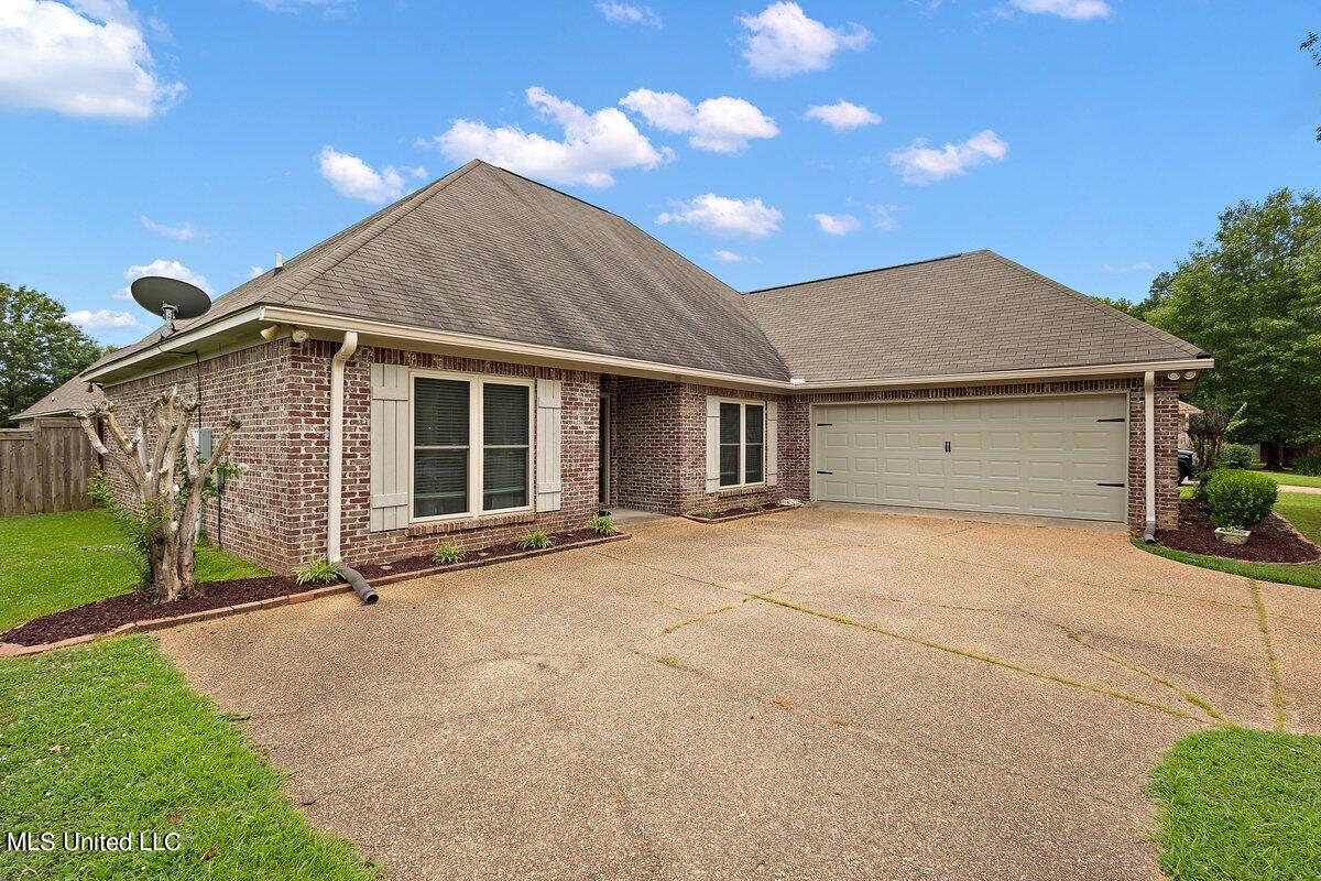 153 W Elbridge Way, Canton, Mississippi image 1