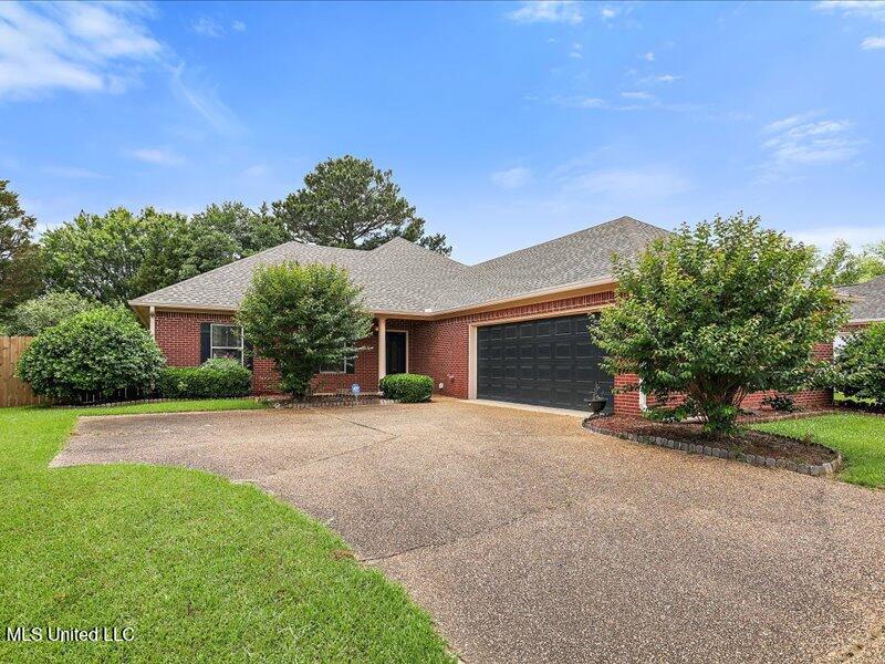 131 Susan Lane, Brandon, Mississippi image 1