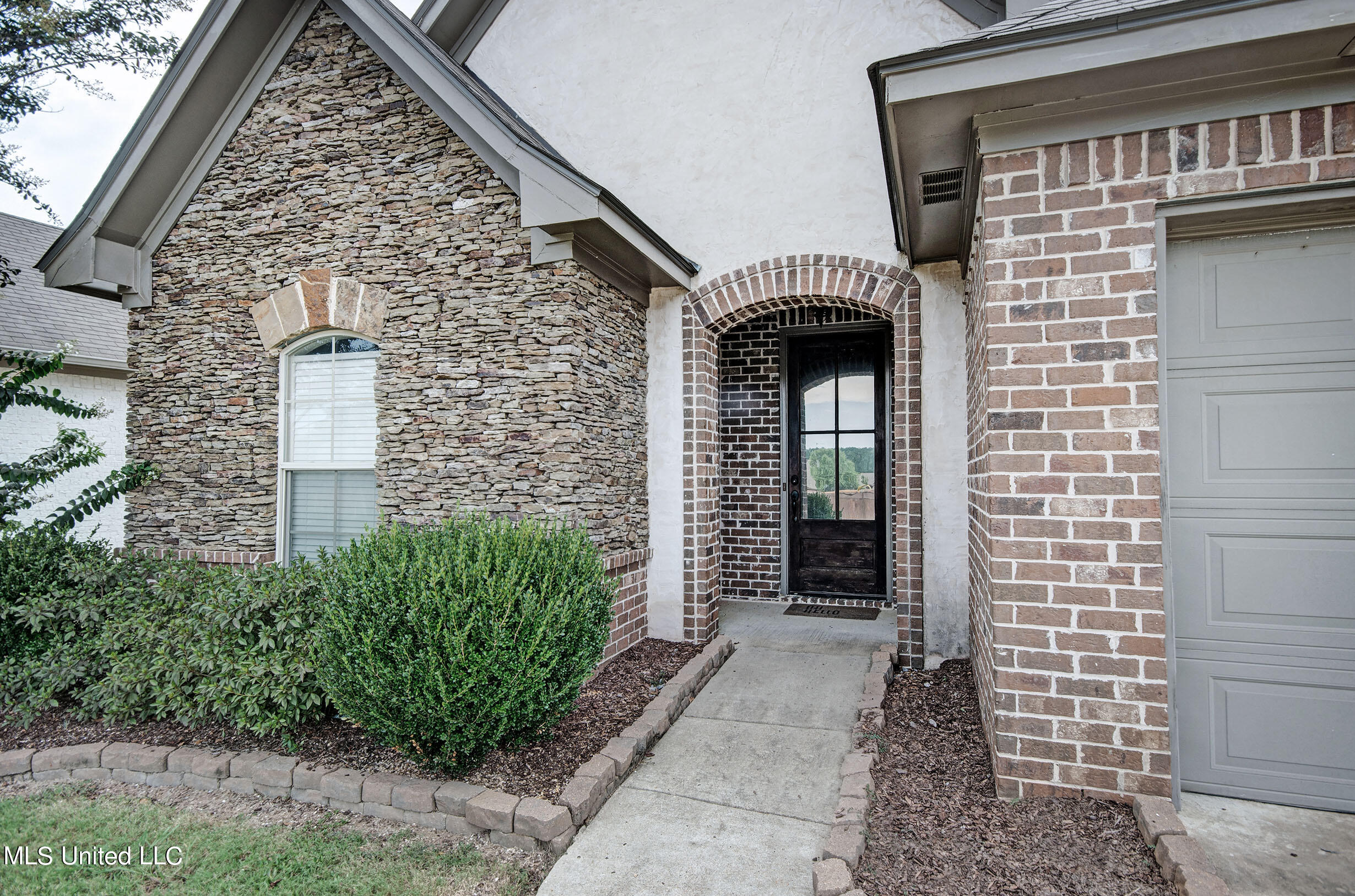 315 Ridge Pointe Drive, Brandon, Mississippi image 3