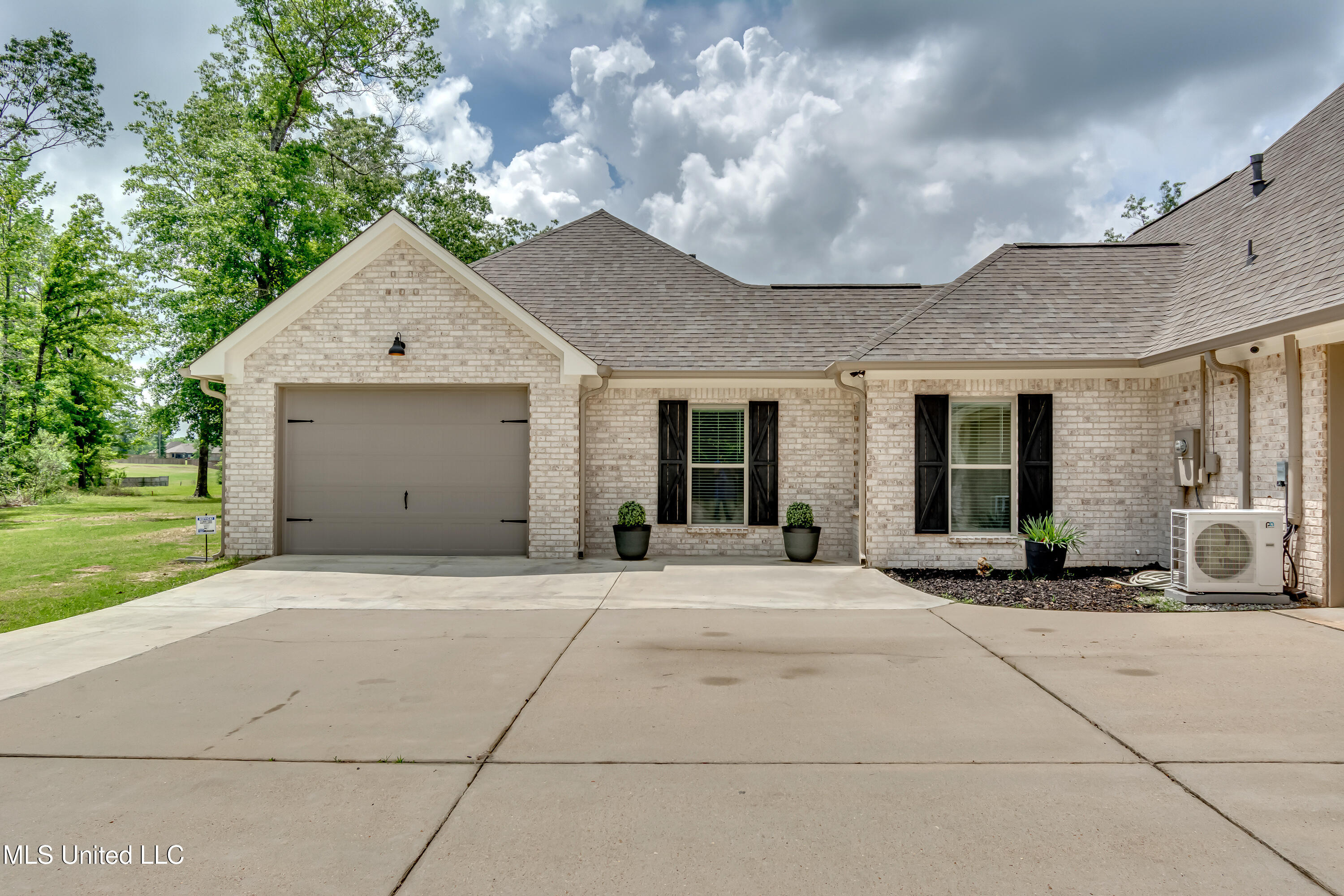 905 Cassidy Lane, Brandon, Mississippi image 4