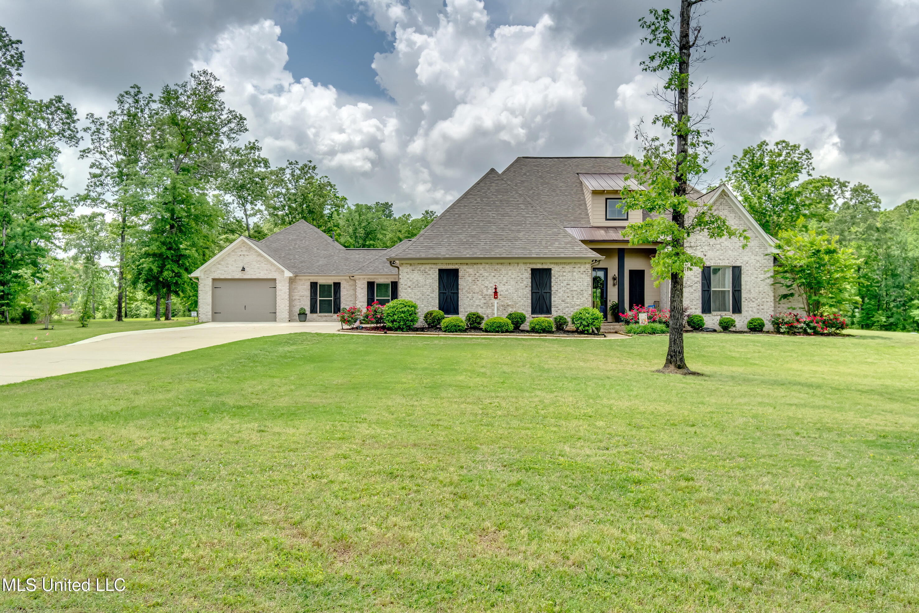905 Cassidy Lane, Brandon, Mississippi image 2