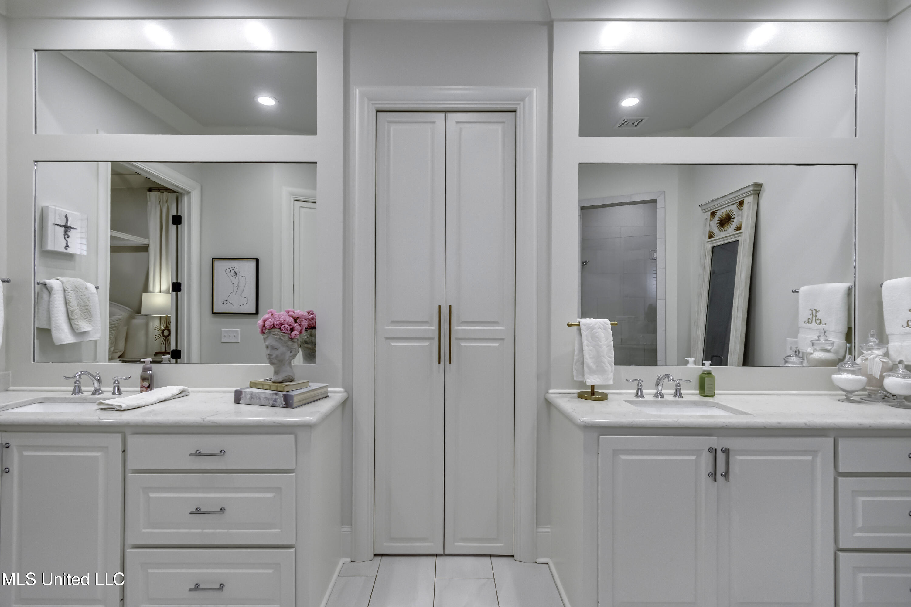 Madison, Mississippi 39110, United States, 3 Bedrooms Bedrooms, ,4 BathroomsBathrooms,Residential,Active,254890