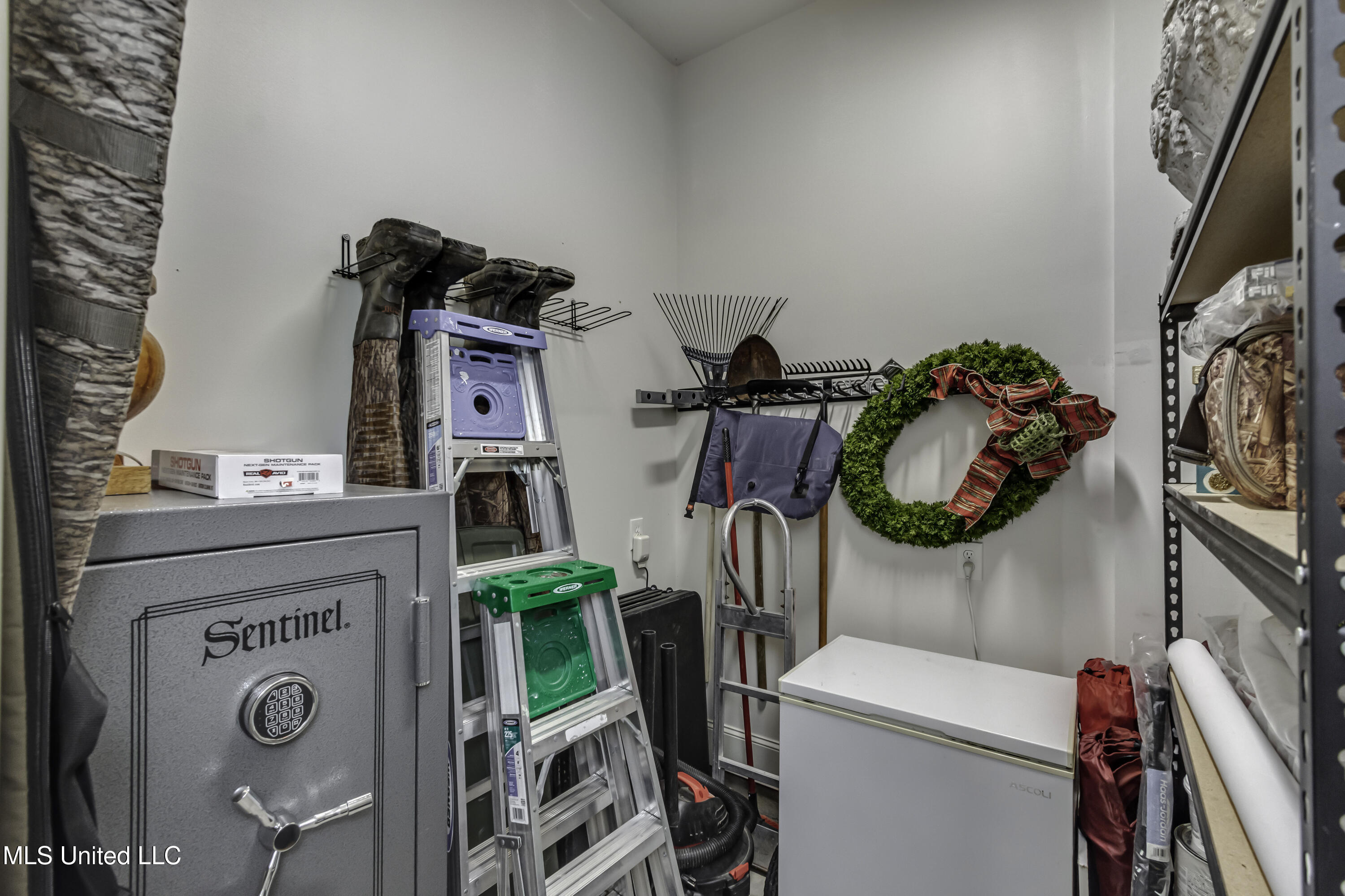 Madison, Mississippi 39110, United States, 3 Bedrooms Bedrooms, ,4 BathroomsBathrooms,Residential,Active,254890