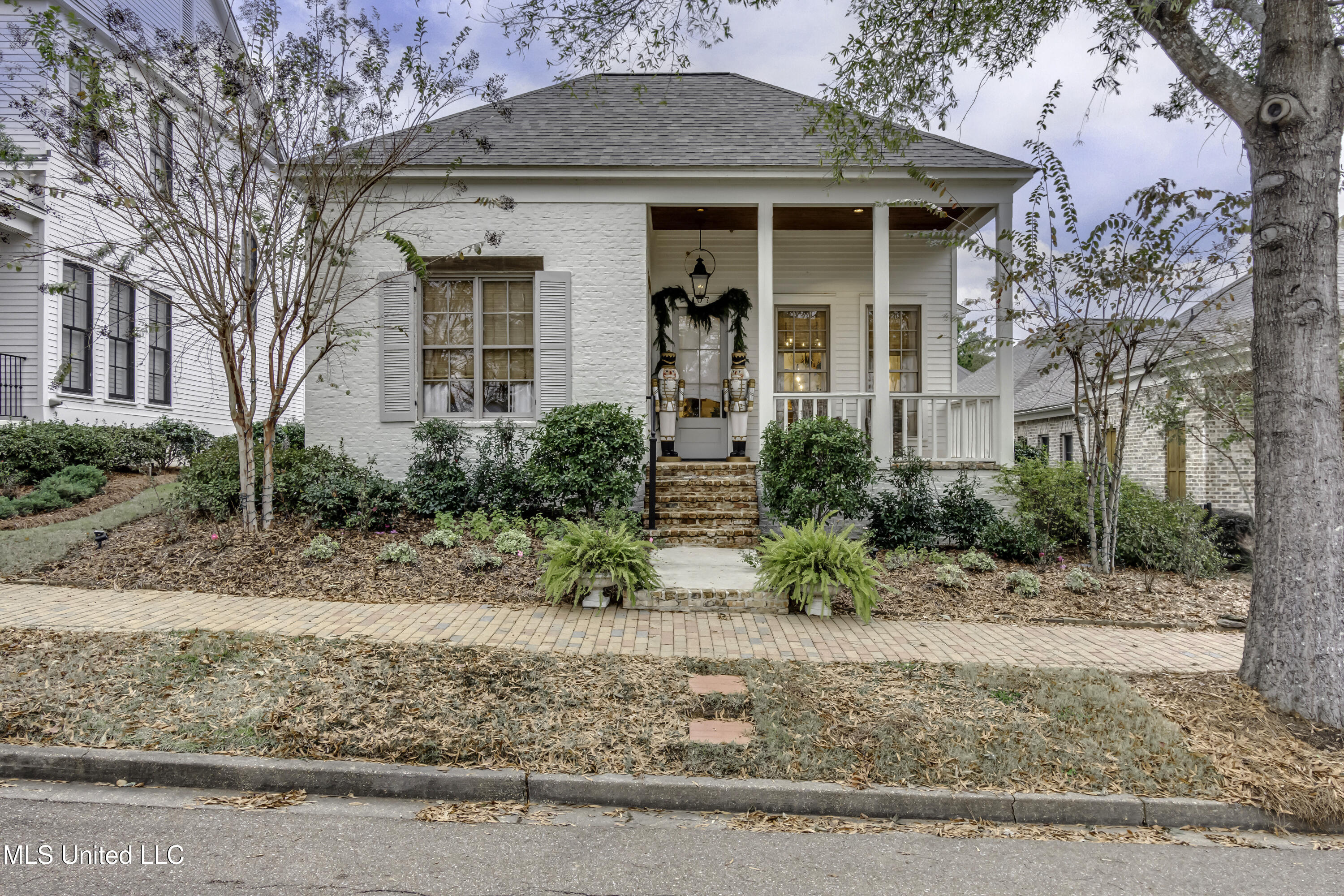 Madison, Mississippi 39110, United States, 3 Bedrooms Bedrooms, ,4 BathroomsBathrooms,Residential,Active,254890