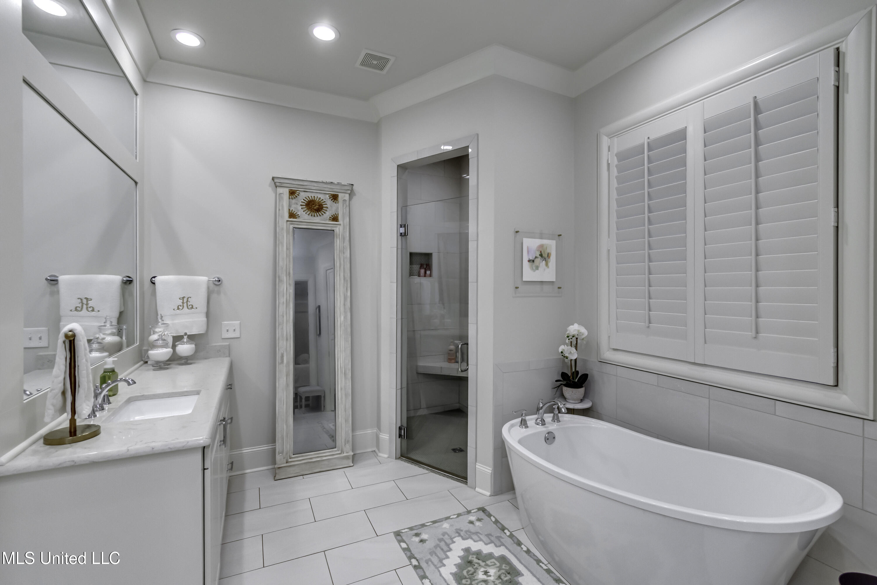 Madison, Mississippi 39110, United States, 3 Bedrooms Bedrooms, ,4 BathroomsBathrooms,Residential,Active,254890