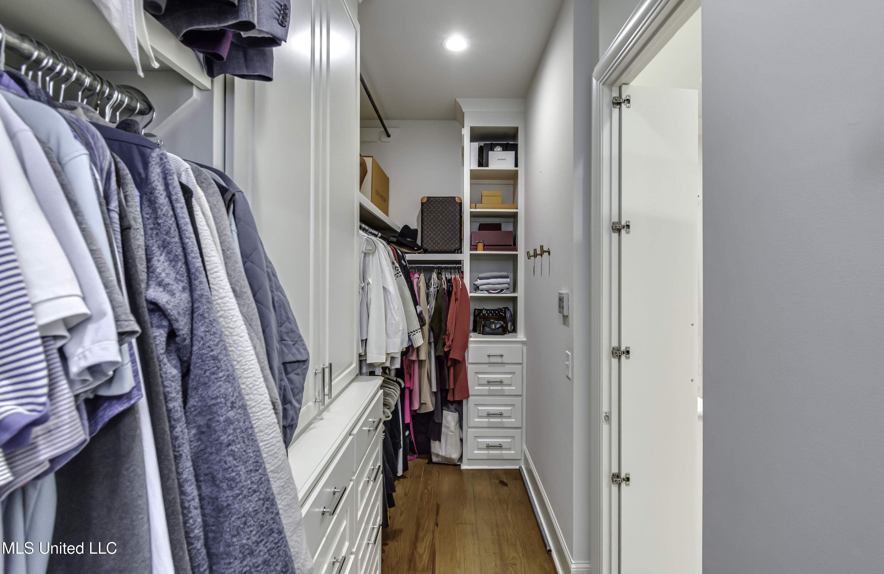 Madison, Mississippi 39110, United States, 3 Bedrooms Bedrooms, ,4 BathroomsBathrooms,Residential,Active,254890