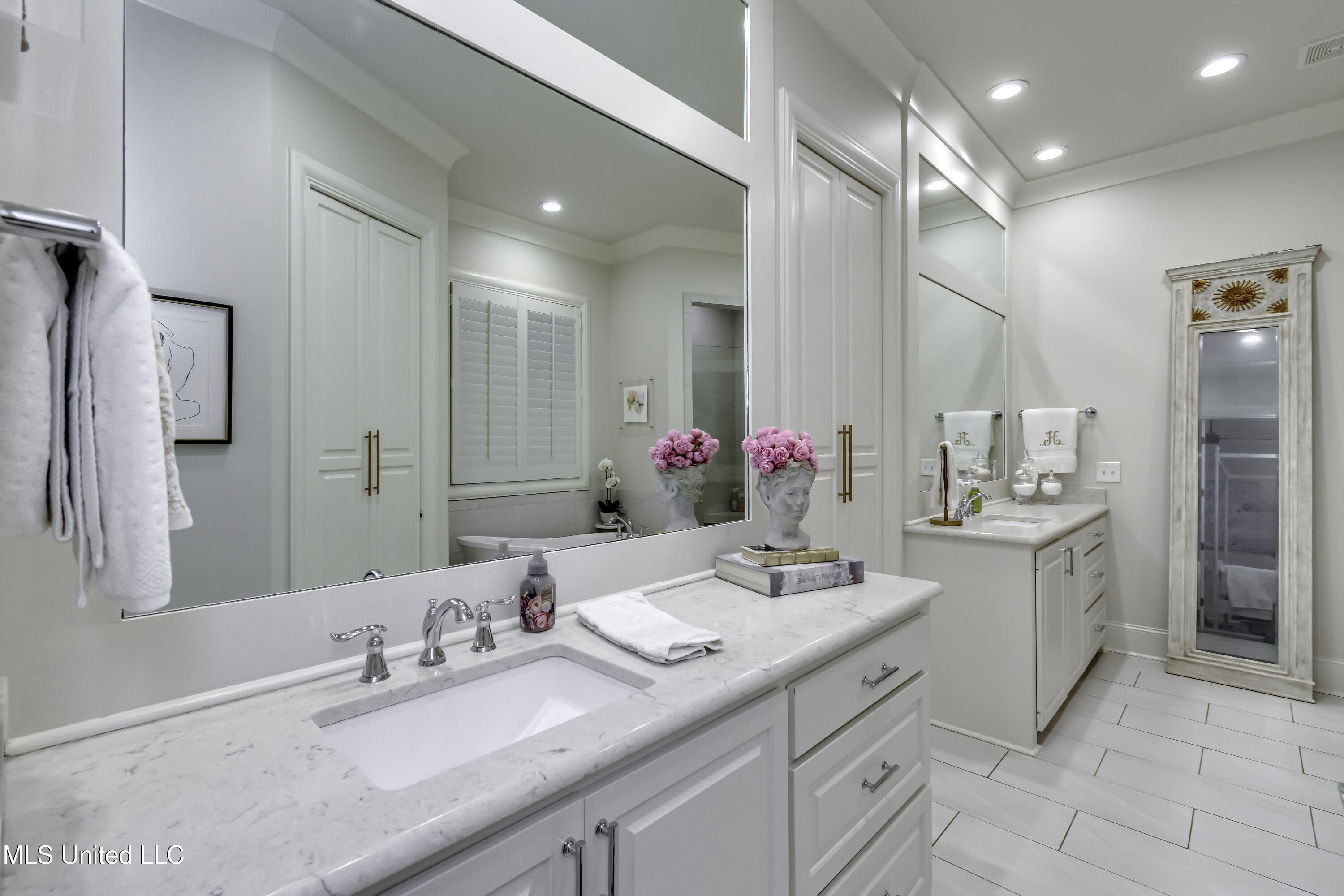 Madison, Mississippi 39110, United States, 3 Bedrooms Bedrooms, ,4 BathroomsBathrooms,Residential,Active,254890