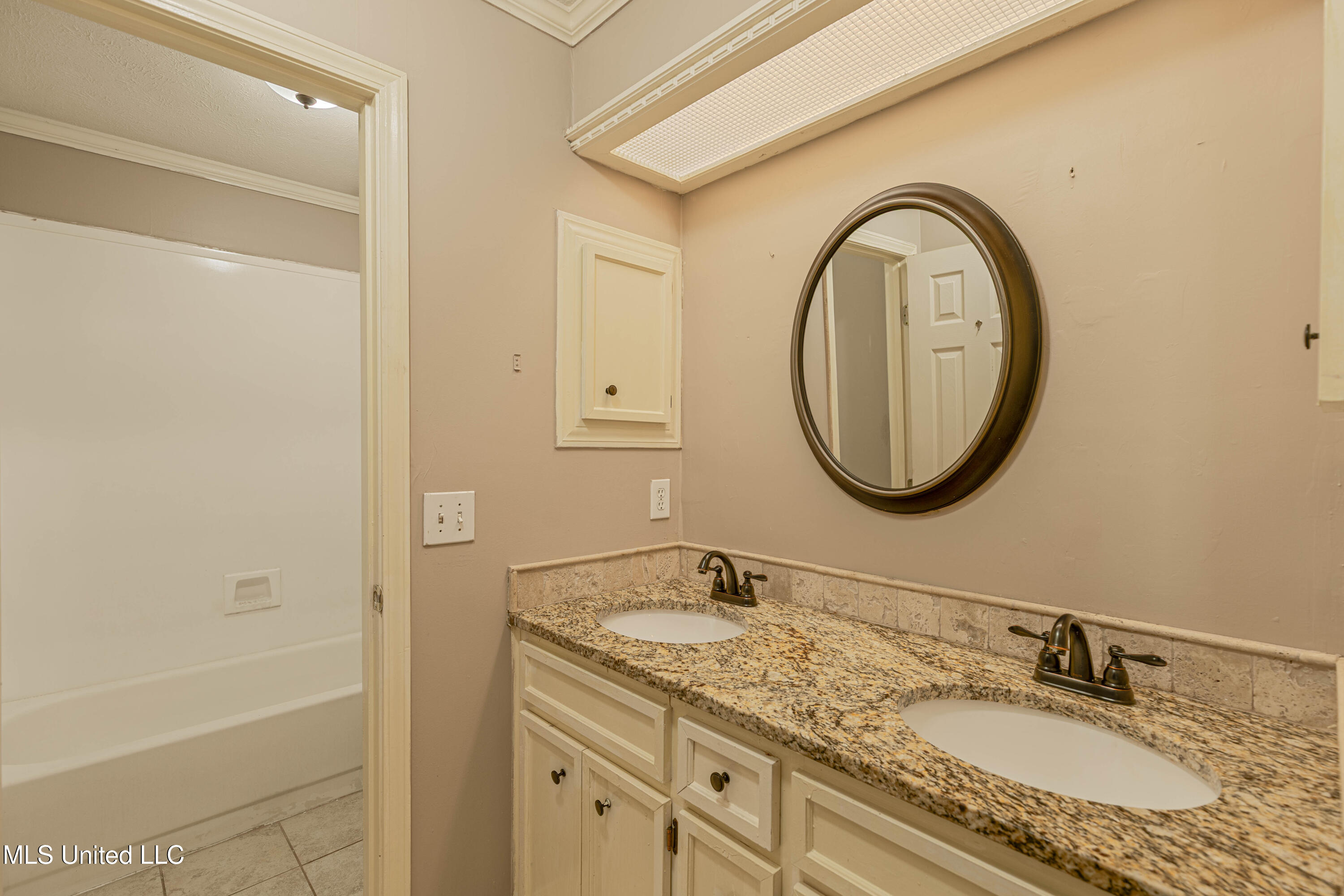 303 Colonial Drive, Madison, Mississippi image 30