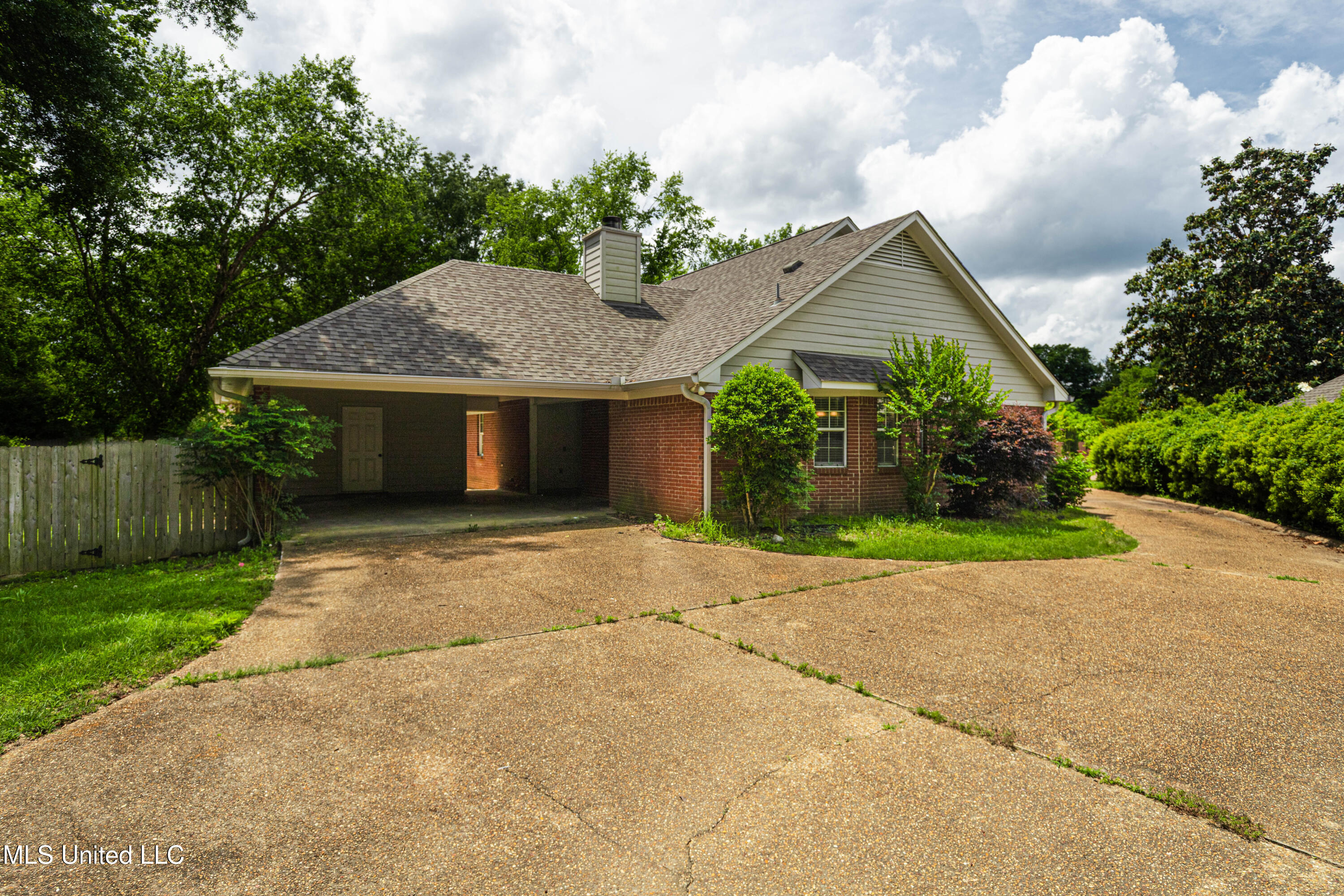 303 Colonial Drive, Madison, Mississippi image 34