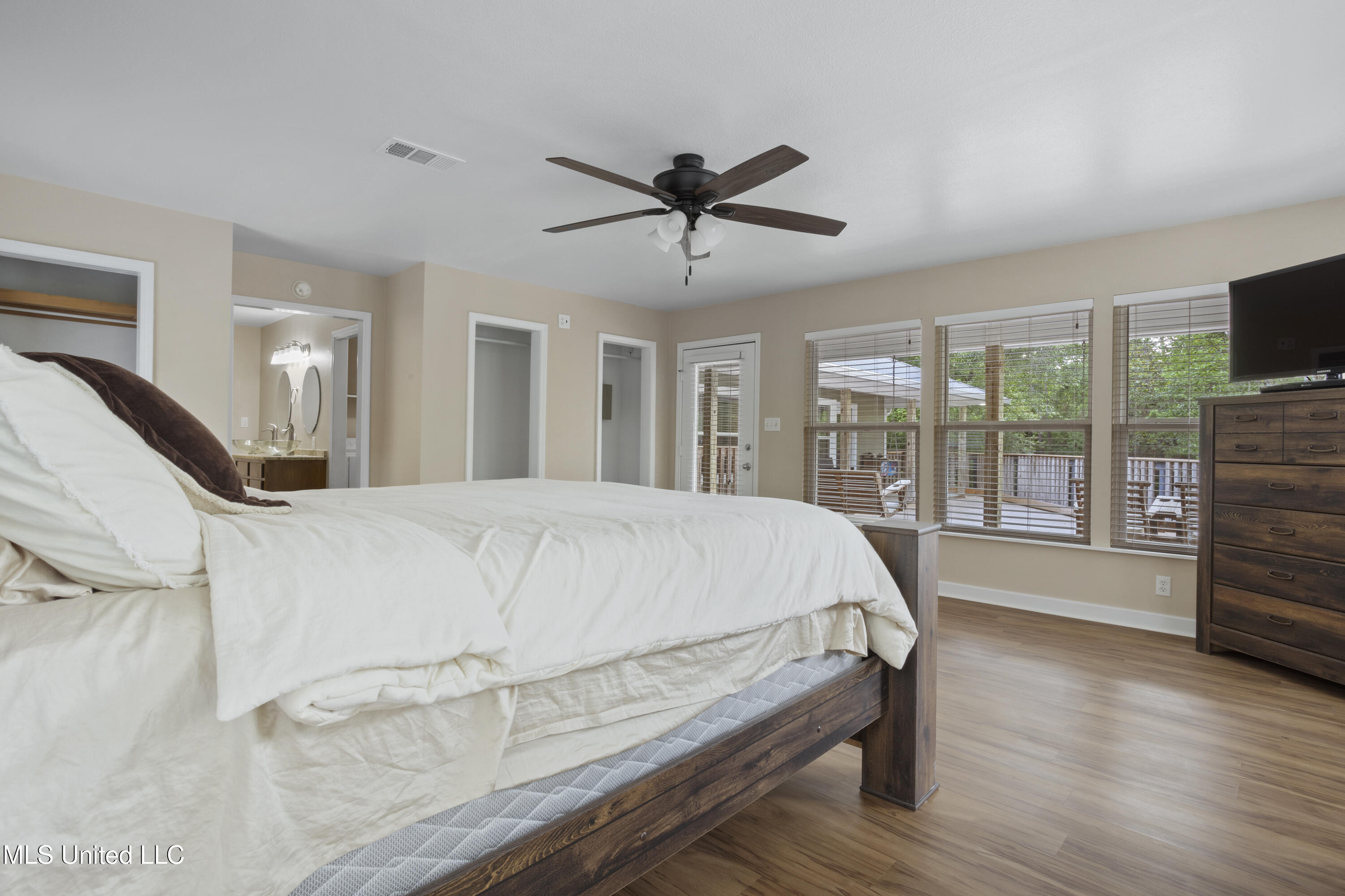 5297 Tuxachanie Drive, Biloxi, Mississippi image 19
