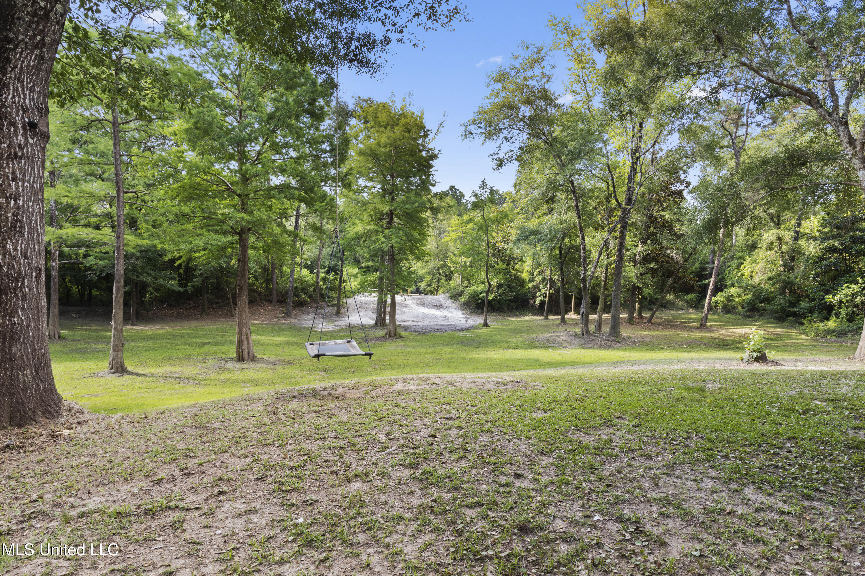 5297 Tuxachanie Drive, Biloxi, Mississippi image 30