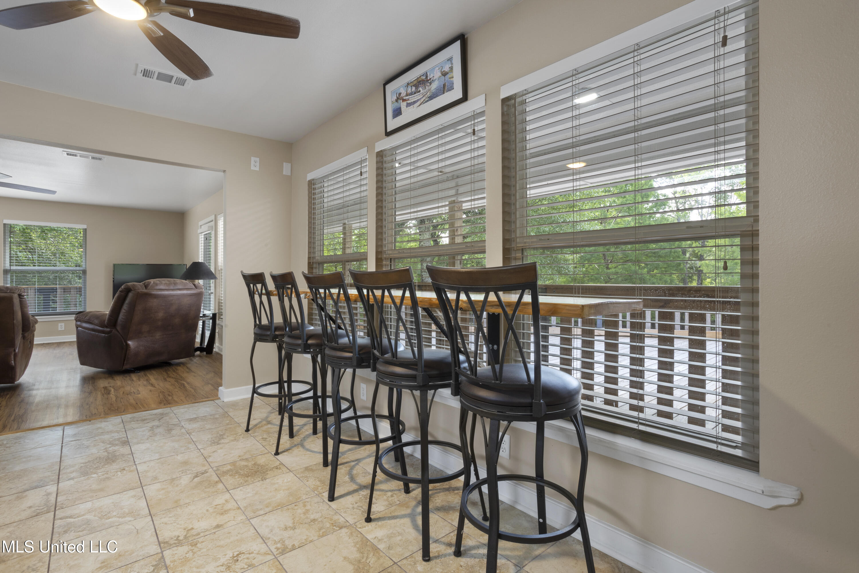 5297 Tuxachanie Drive, Biloxi, Mississippi image 13