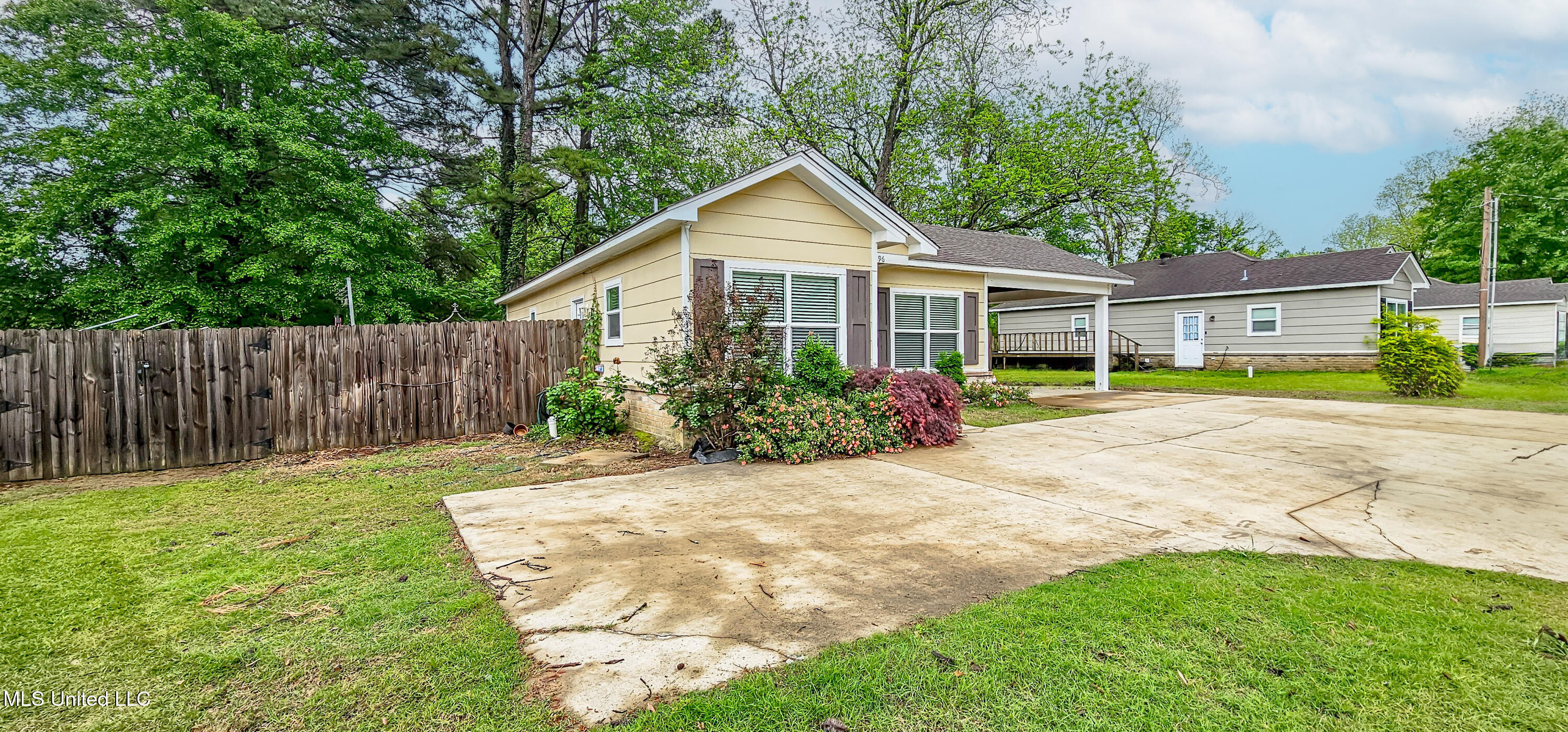 96 Line Street, Senatobia, Mississippi image 4