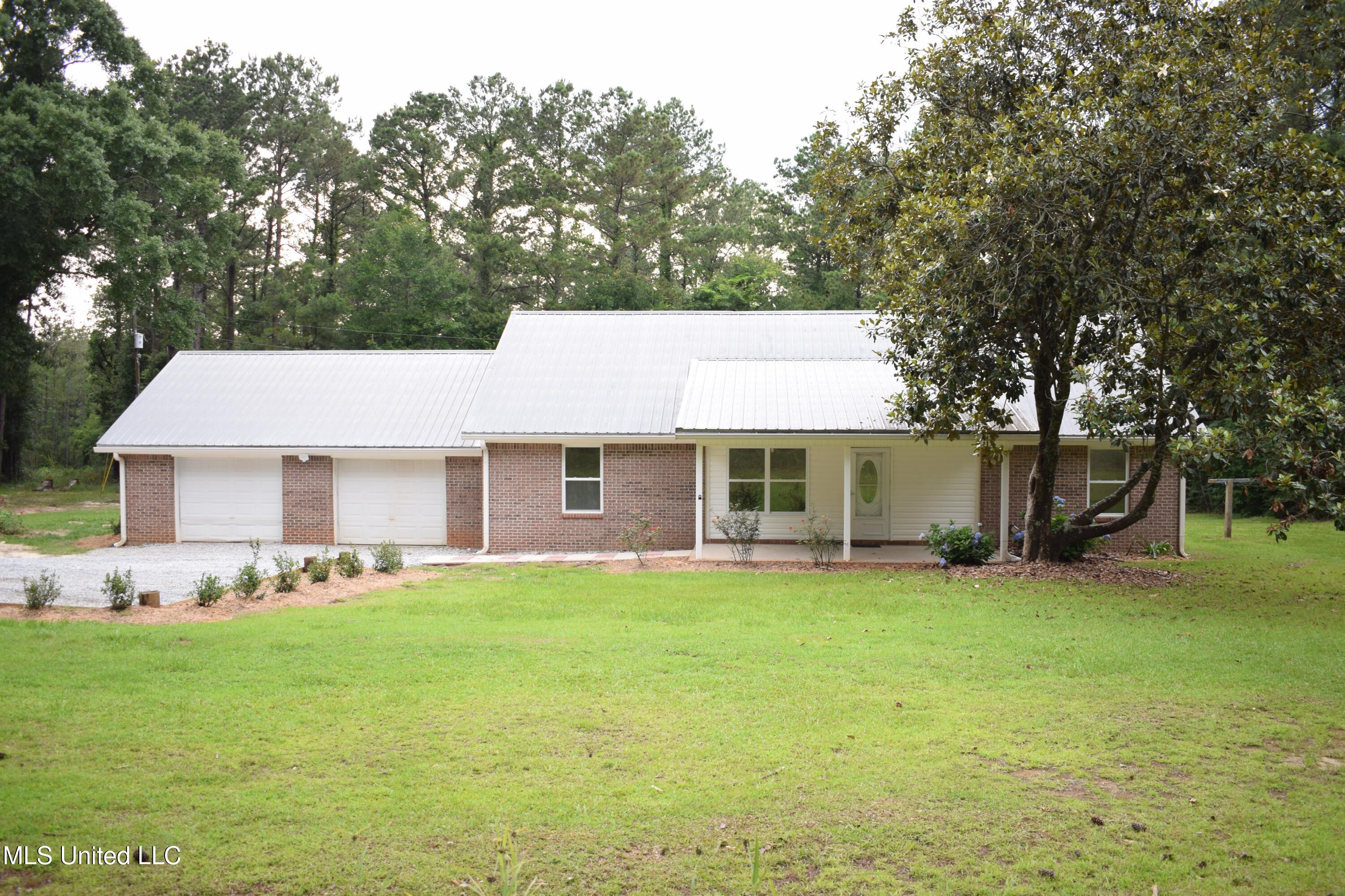 118 John Luke Mizell Road, Lucedale, Mississippi image 1