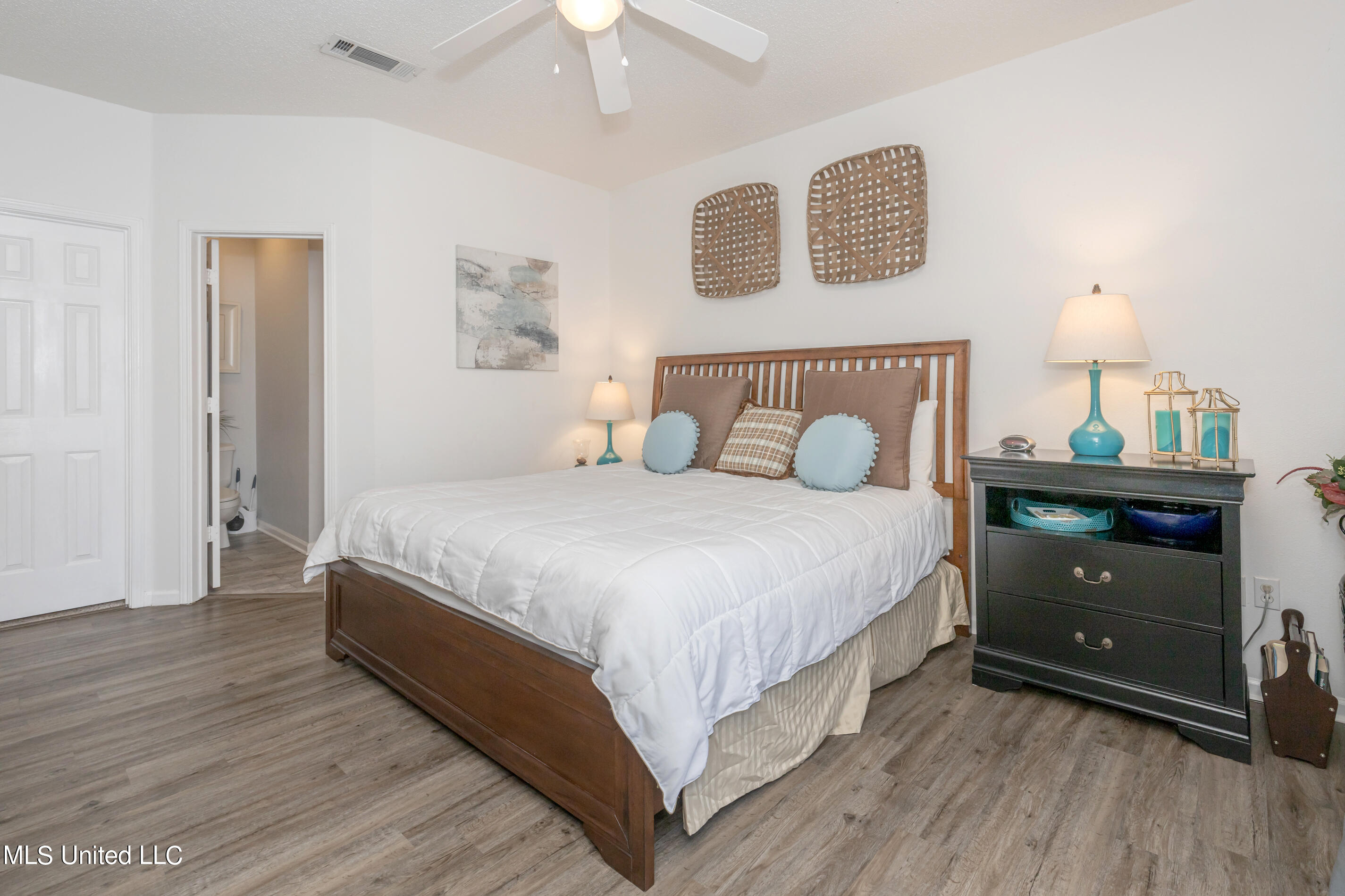 2252 Beach Drive #1503, Gulfport, Mississippi image 33