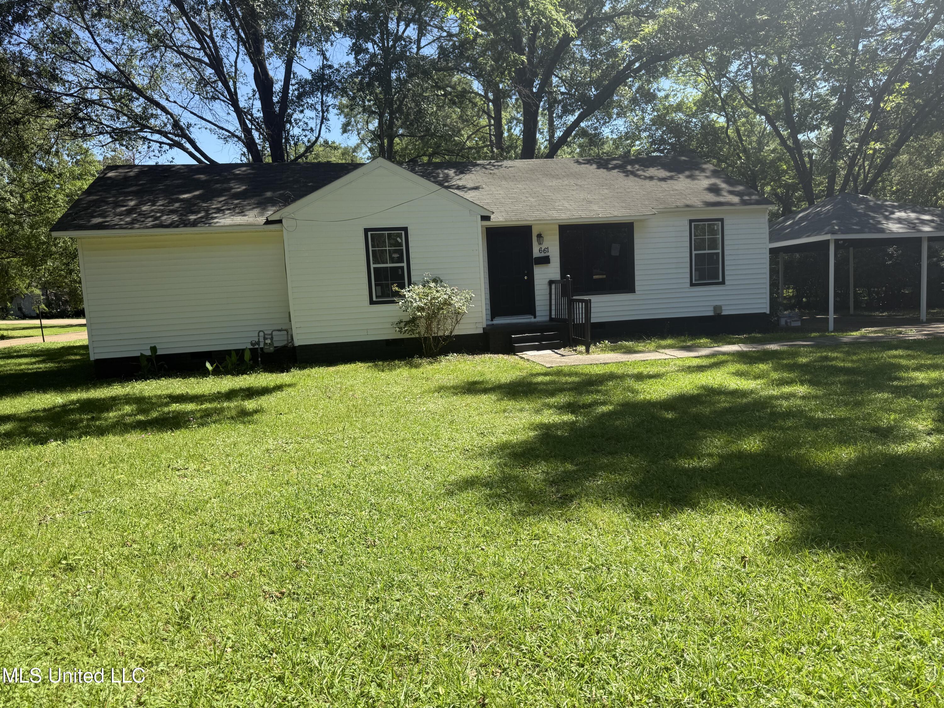 661 Robinhood Road, Jackson, Mississippi image 3