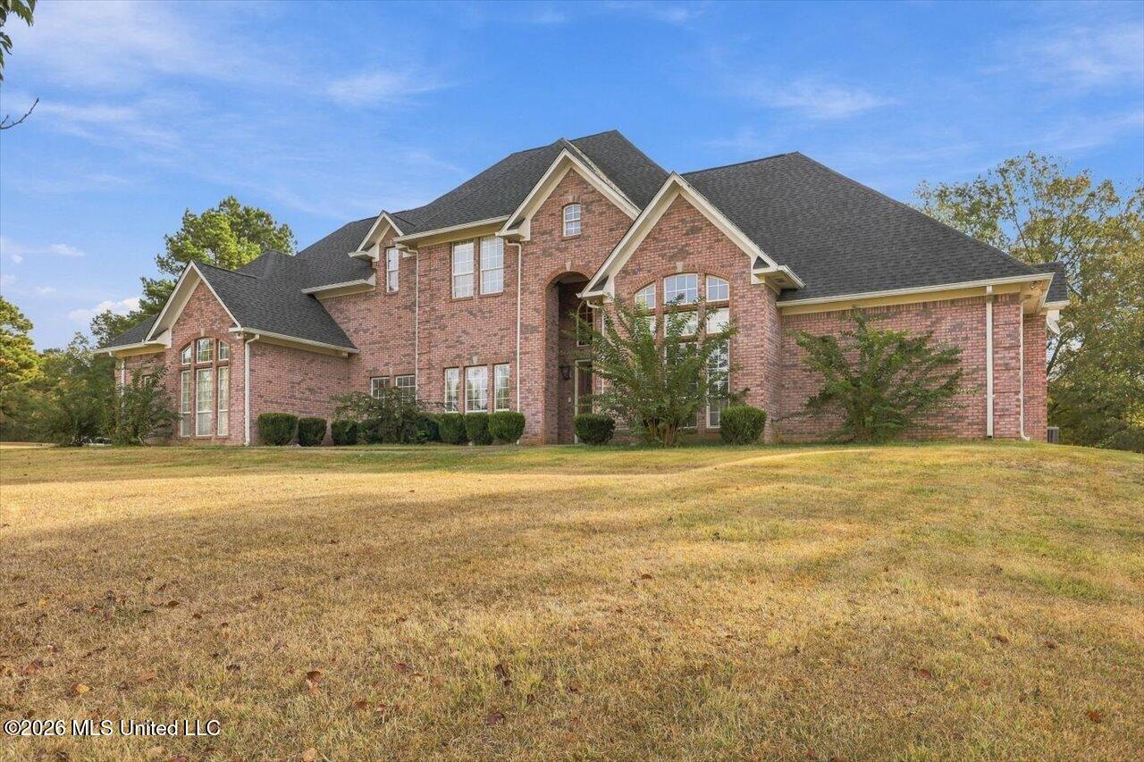 1898 Suzanna Drive