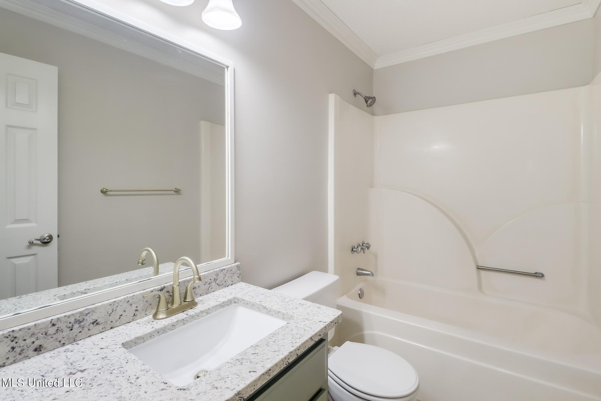 8132 Curry Road, Biloxi, Mississippi image 17