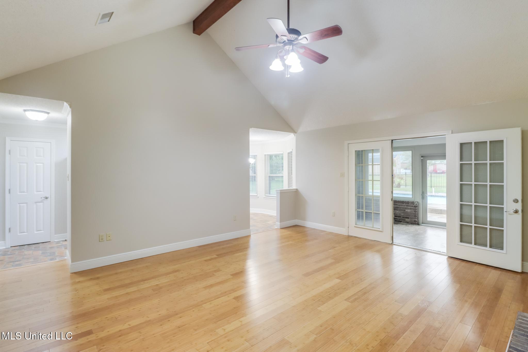 8132 Curry Road, Biloxi, Mississippi image 8
