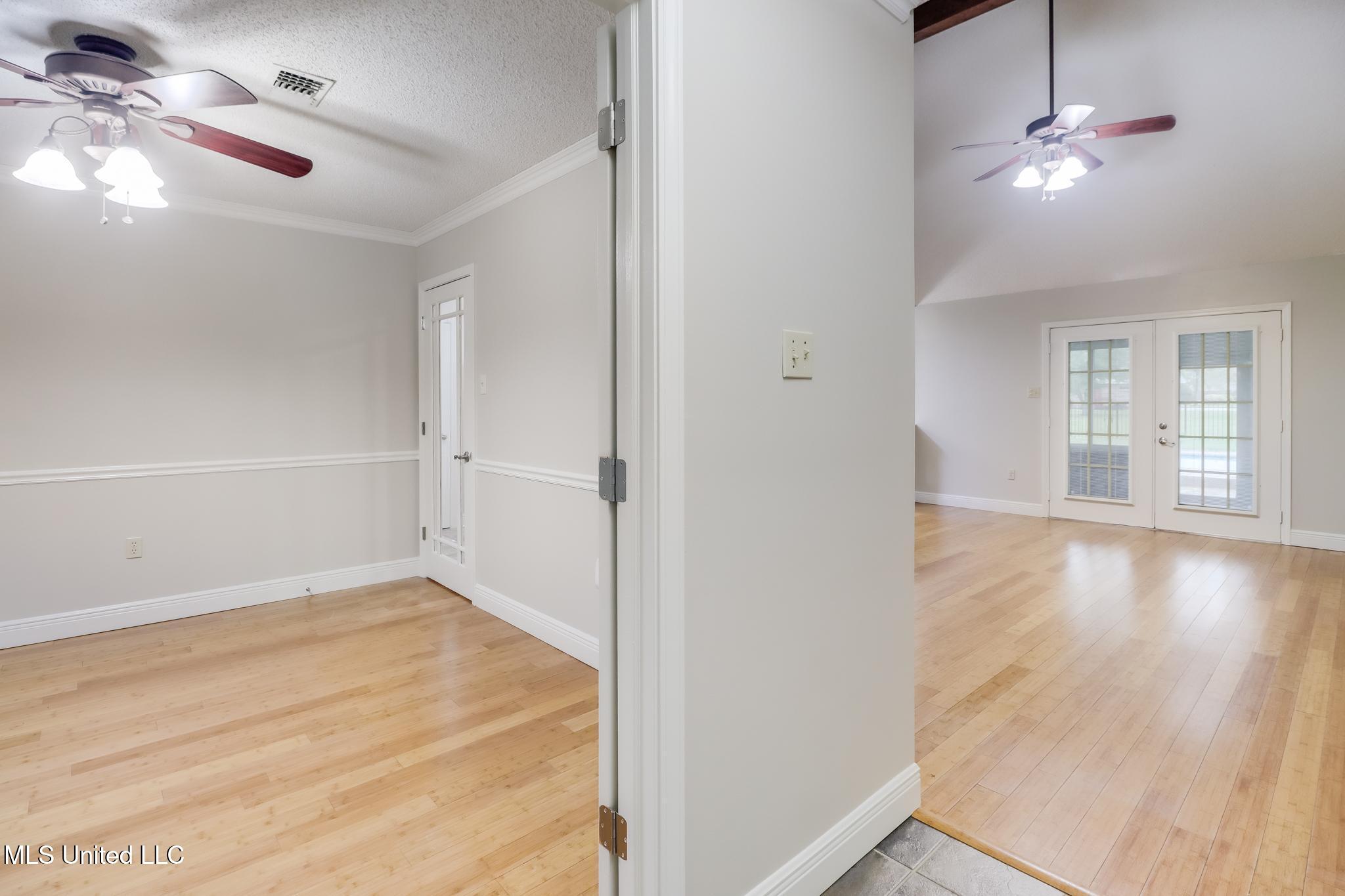 8132 Curry Road, Biloxi, Mississippi image 10