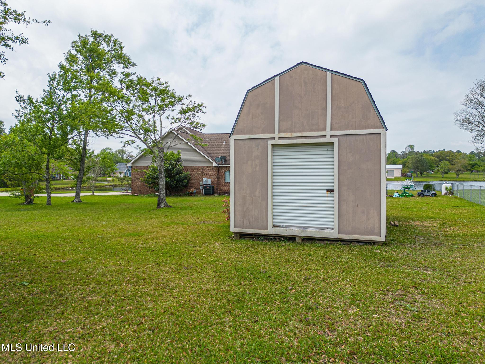 8132 Curry Road, Biloxi, Mississippi image 27